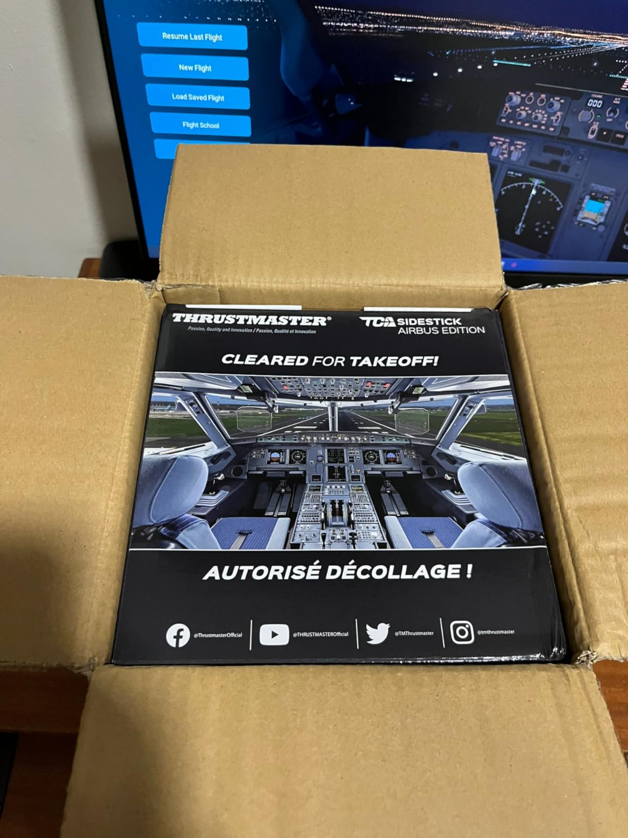 Thrustmaster TCA Sidestick Airbus Edition Flight Sim Joystick - PC customer photo 1