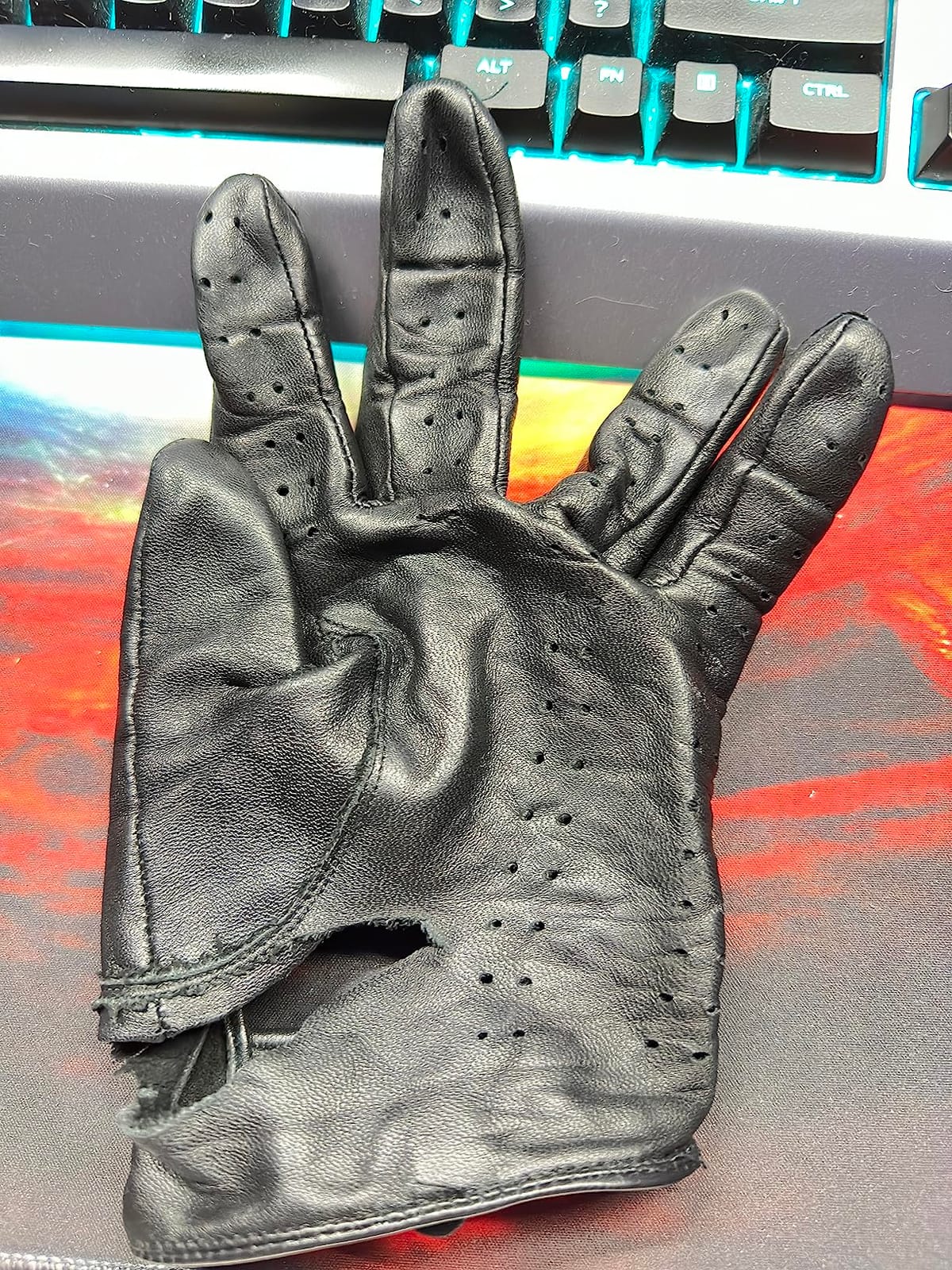 Mens Touchscreen Professional Leather Driving Gloves Unlined - Soft and Thin Italian Lambskin (ZLUXURQ) customer photo 2