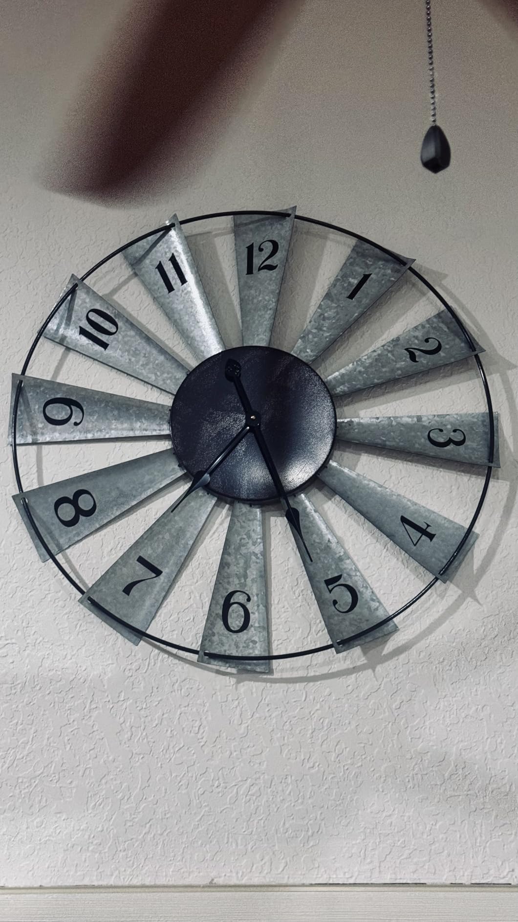 Mrocioa 24inch Windmill Distressed Metal Wall Clocks Rustic Large Decorative Clock Oversized Farmhouse Decor, Non Ticking, Battery Operated customer photo 1