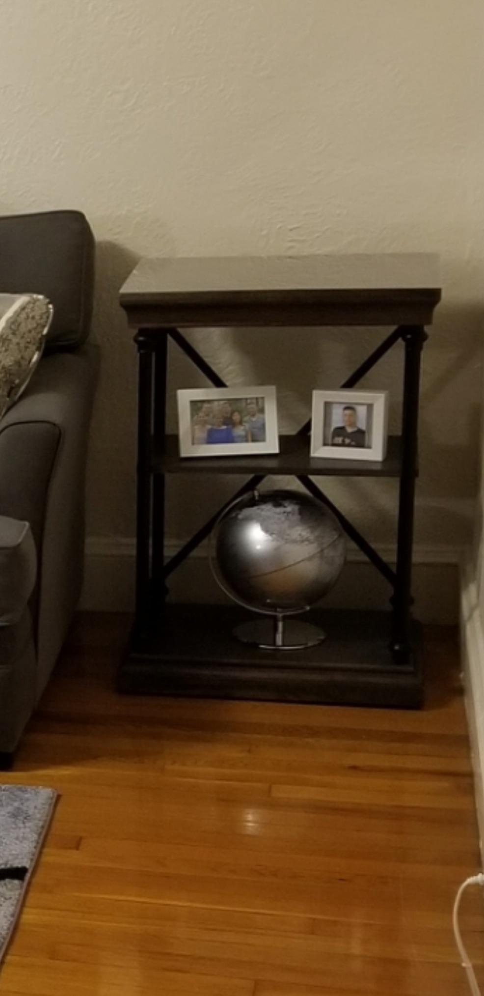 Torre & Tagus Black and Gold Globe for Adults - 8