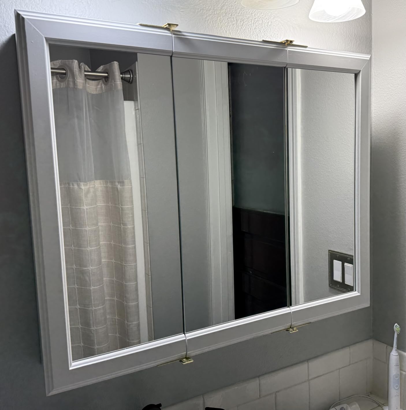 Design House Wyndham Bathroom Medicine Cabinet with Mirror, 30 Inch Wall Mount Medicine Cabinet, 3 Mirrored Doors, Bathroom Wall Cabinet with Storage, White customer photo 1