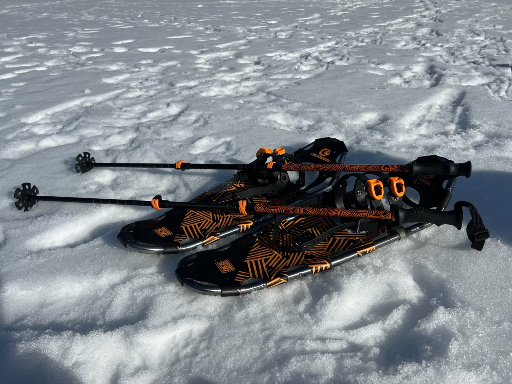 G2 21/25/30 Inches Light Weight Snowshoes for Women Men Youth, Set with Trekking Poles, Tote Bag, Gaiters, Special Fast Ratchet Binding, Orange/Blue/Red Available customer photo 1