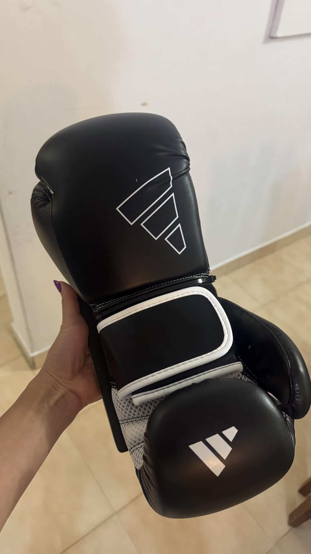 Adidas Hybrid 80 Boxing Gloves - Adult Boxing Gloves for Men & Women - Heavy Bag Gloves, Kickboxing Gloves for Women, MMA Sparring Gloves, Punching Bag Gloves for Men customer photo 2