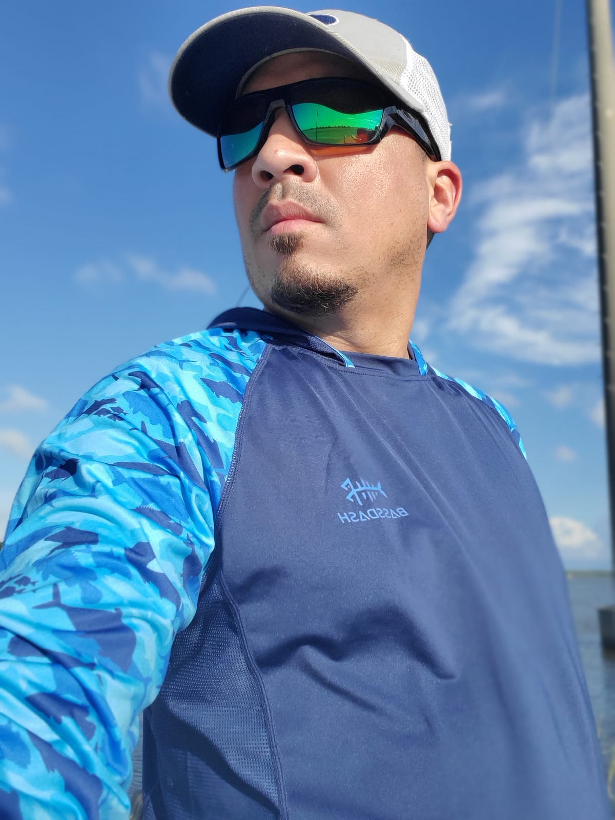 BASSDASH Men's UPF 50 Performance Fishing Shirt Cooling Hoodie Camo Long Sleeve FS17M customer photo 1