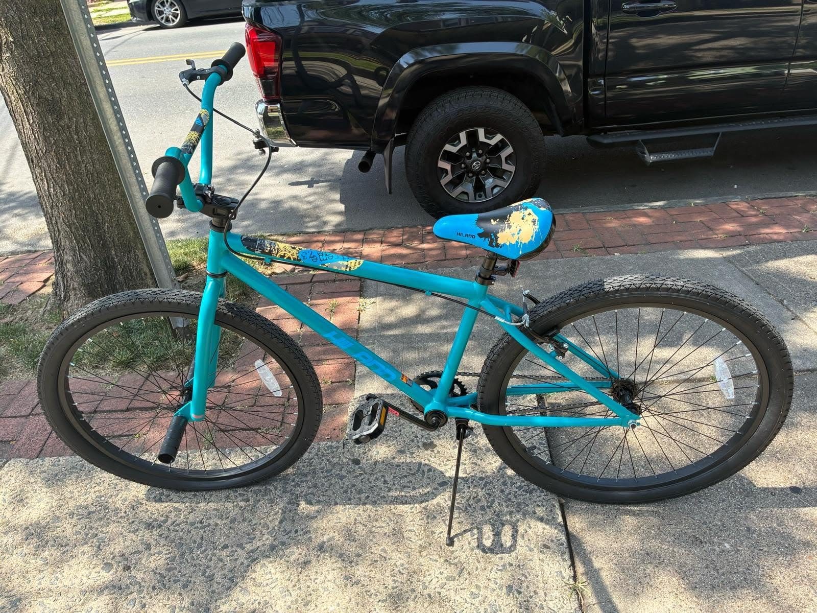 Hiland 24 26 inch BMX Bike for Teen Bike and Adult Bikes, Beginner-Level BMX to Advanced Riders with 2 Pegs, Bicycles for Men and Women, Multiple Colors customer photo 1