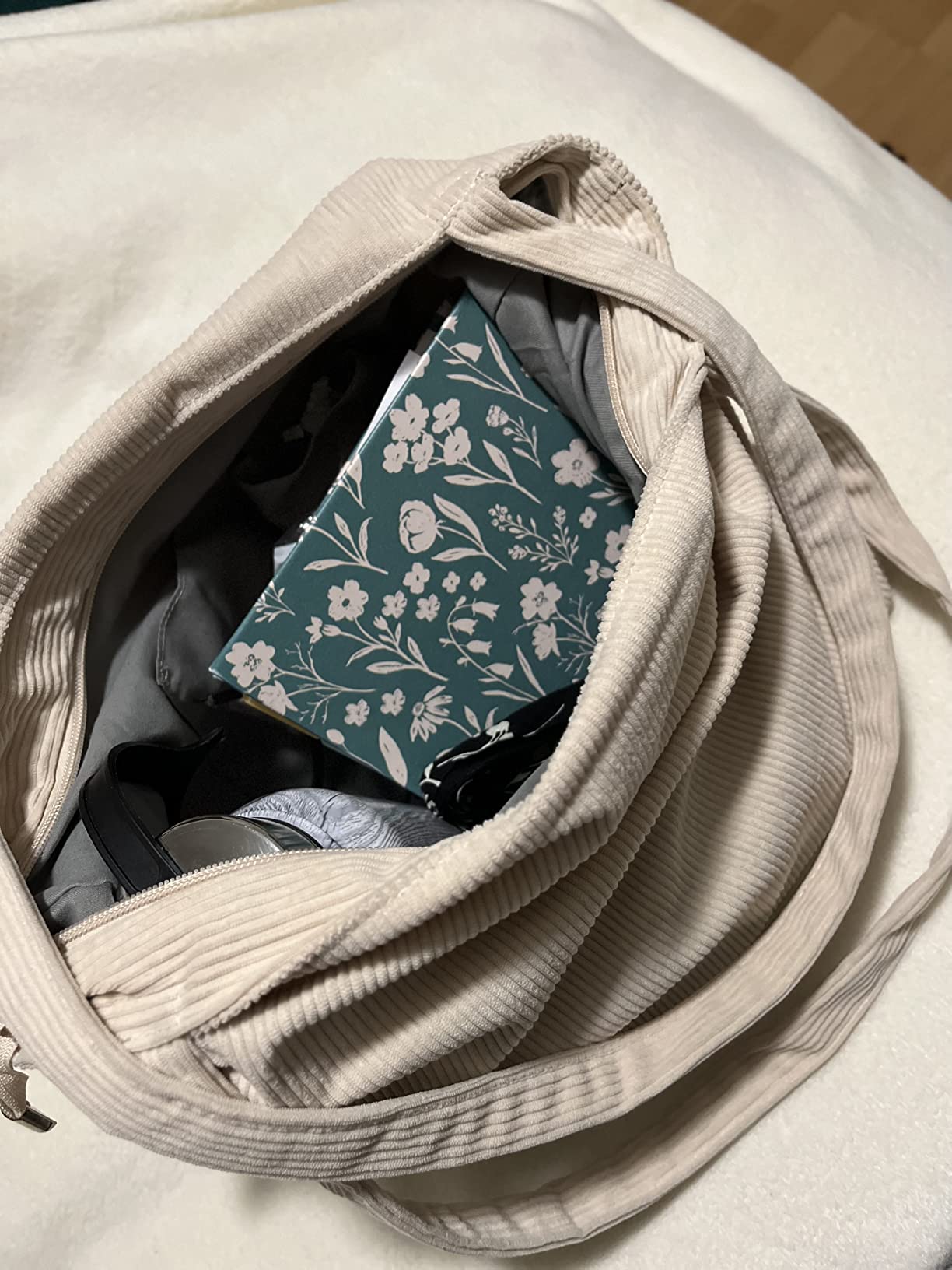 KALIDI Women Corduroy Tote Bag Zipper Casual Tote Handbag Big Capacity Shoulder Bag with Pockets customer photo 1