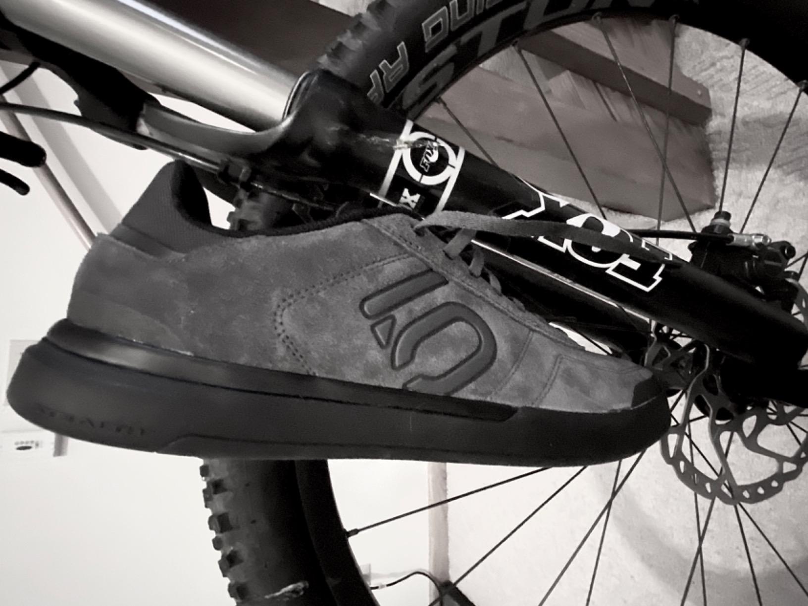 Five Ten Sleuth DLX Mountain Bike Shoes Men's customer photo 1