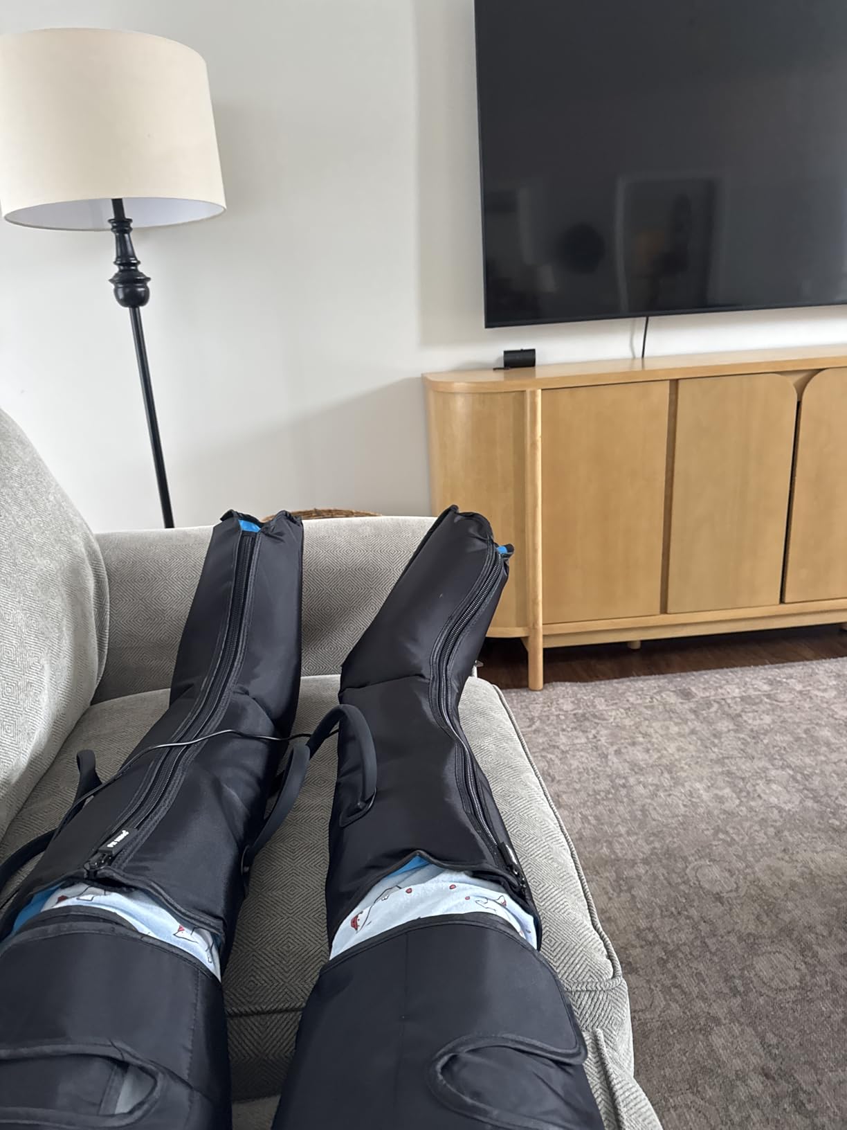FIT KING Leg Compression Massager with Heat for Circulation and Pain Relief | FSA-HSA, Full Leg & Foot Massage for Swelling Edema RLS, Pressure Sensor, LCD Display, 3 Modes & Levels, Gift for Dad Mom Wife customer photo 1