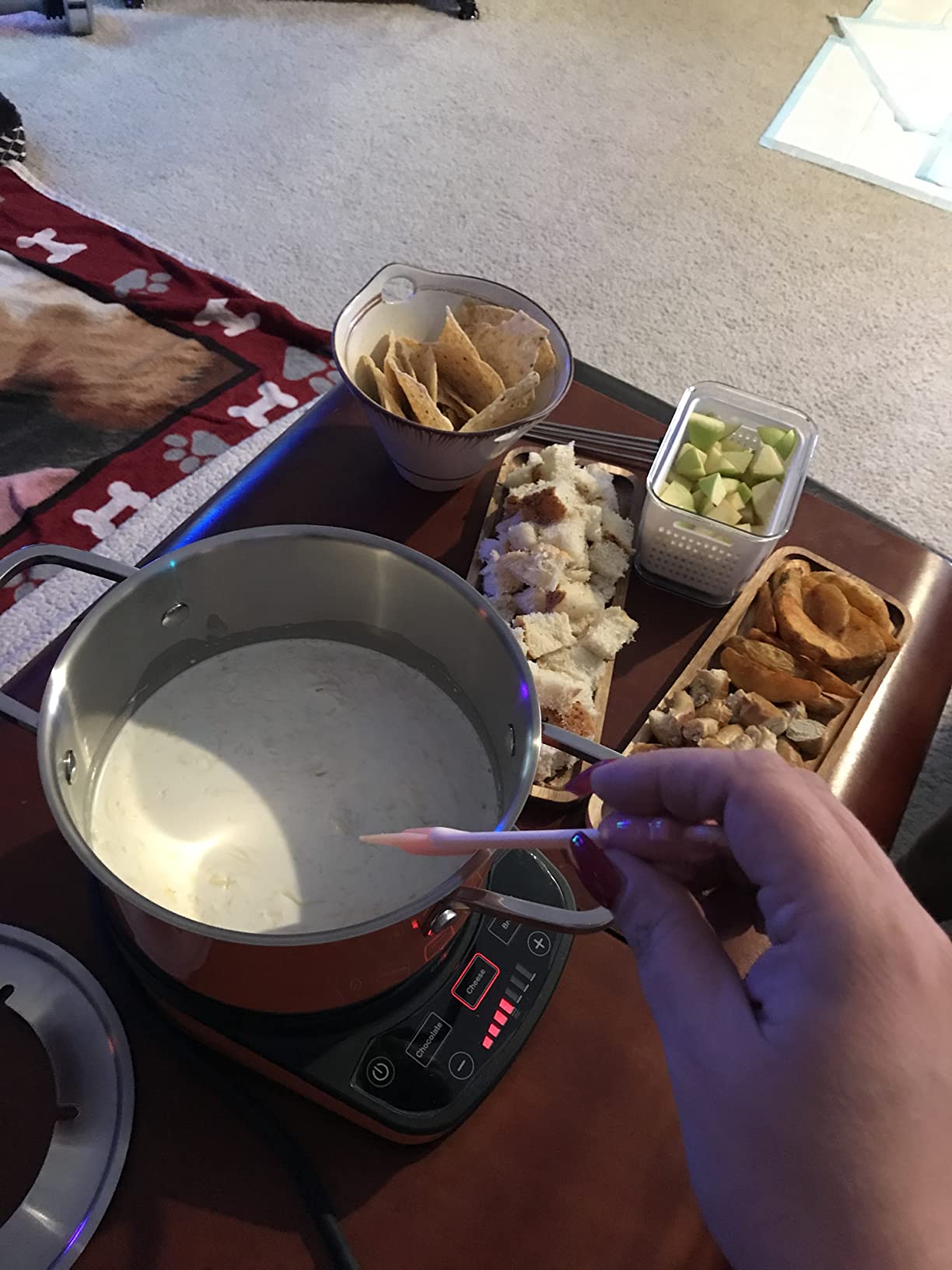 Fondue Pot Electric Set, 2.6 Qt Stainless Steel Electric Fondue Pot with 3 Preset Mode (Cheese, Chocolate & Broth), 1200W Fondue Pot Set with Separated Fondue Pot & 6 Color-Coded Forks, Orange customer photo 2