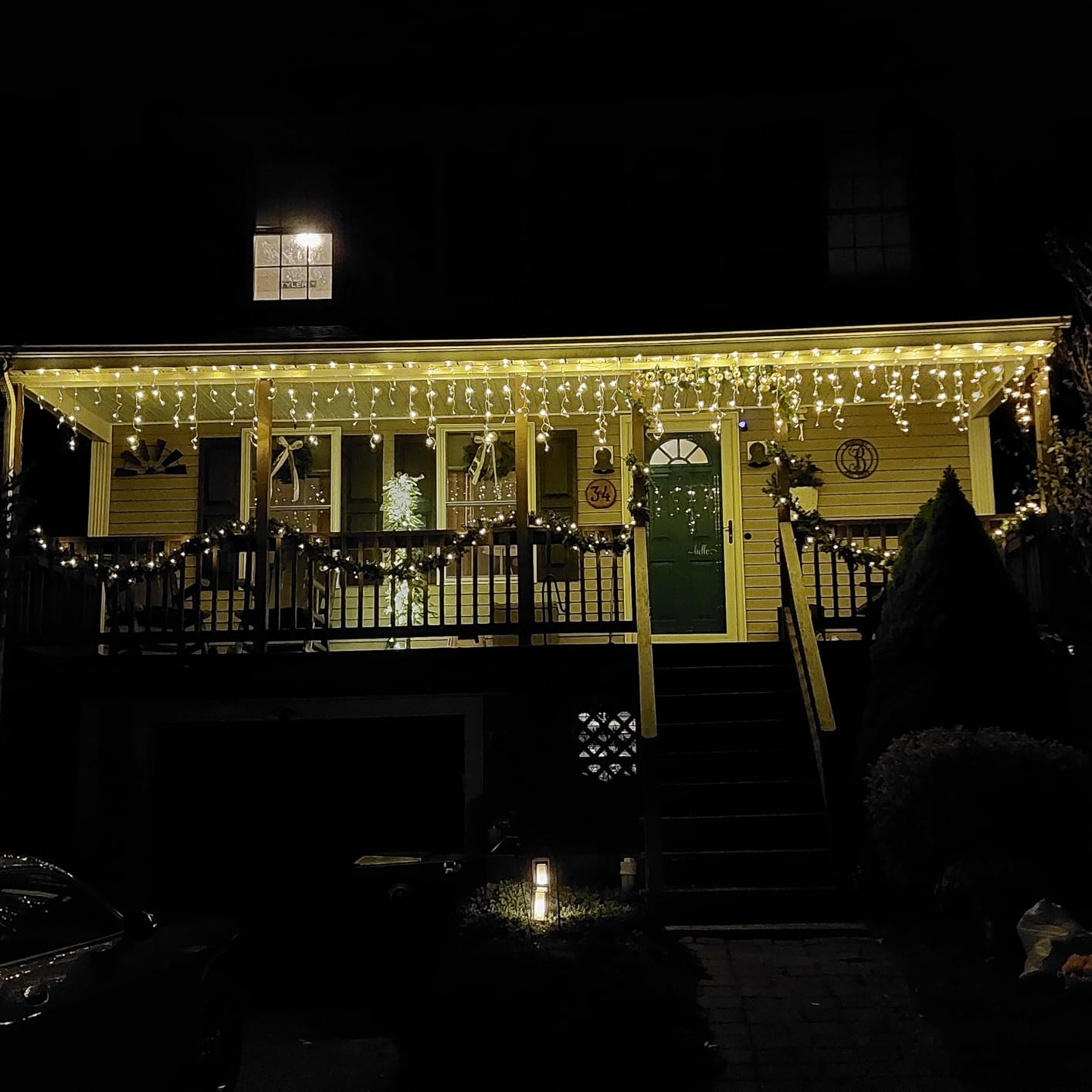 Ollny Icicle Lights for Outside 504LED 41FT, Cool White Christmas Light with Remote 8Modes Timers Waterproof, Plug in Connectable Hanging Lights for Outdoor Indoor House Roof Holiday customer photo 2