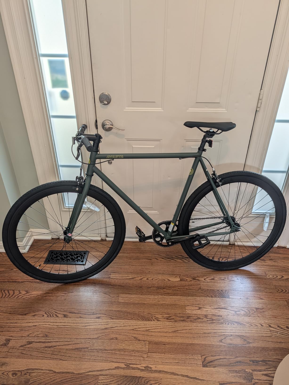 AVASTA Single-Speed Fixed Gear Fixie Bike, Flip Flop Hub Urban Commuter Bicycle, 50/54/58cm Frame, Multiple Colors customer photo 1
