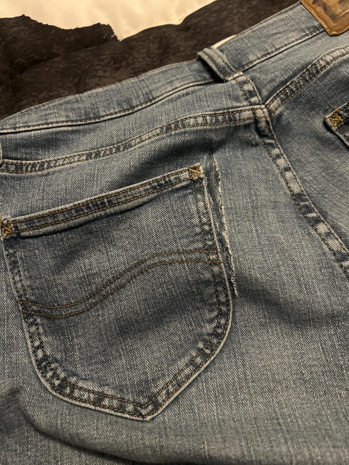Lee Women's Legendary High Rise Mom Jean customer photo 1