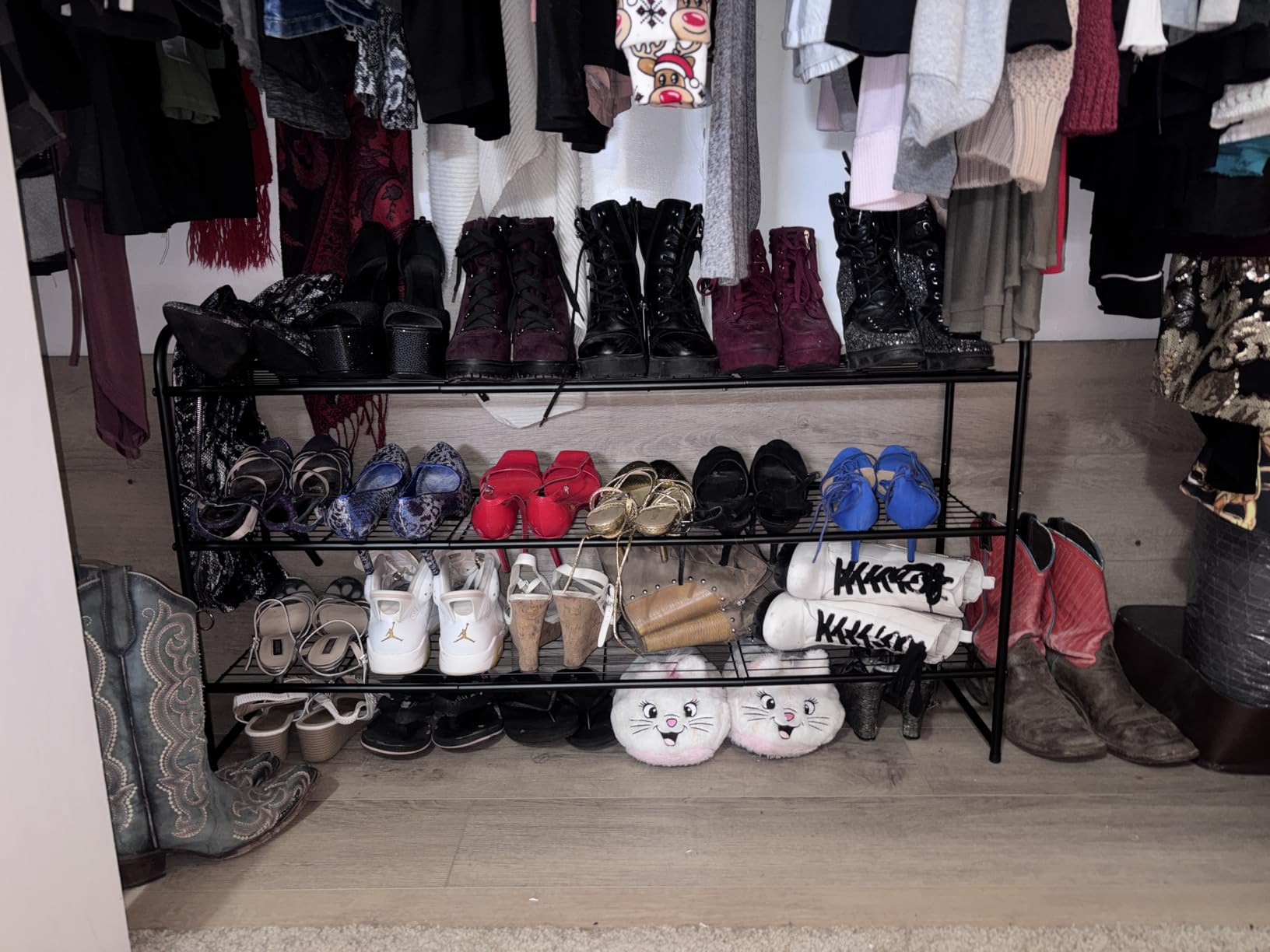KEETDY 3-Tier Long Shoe Rack for Closet Metal Shoe Organizer for Entryway, Wide Stackable Shoe Storage Shelf with Sturdy Wire Grid, Black customer photo 2