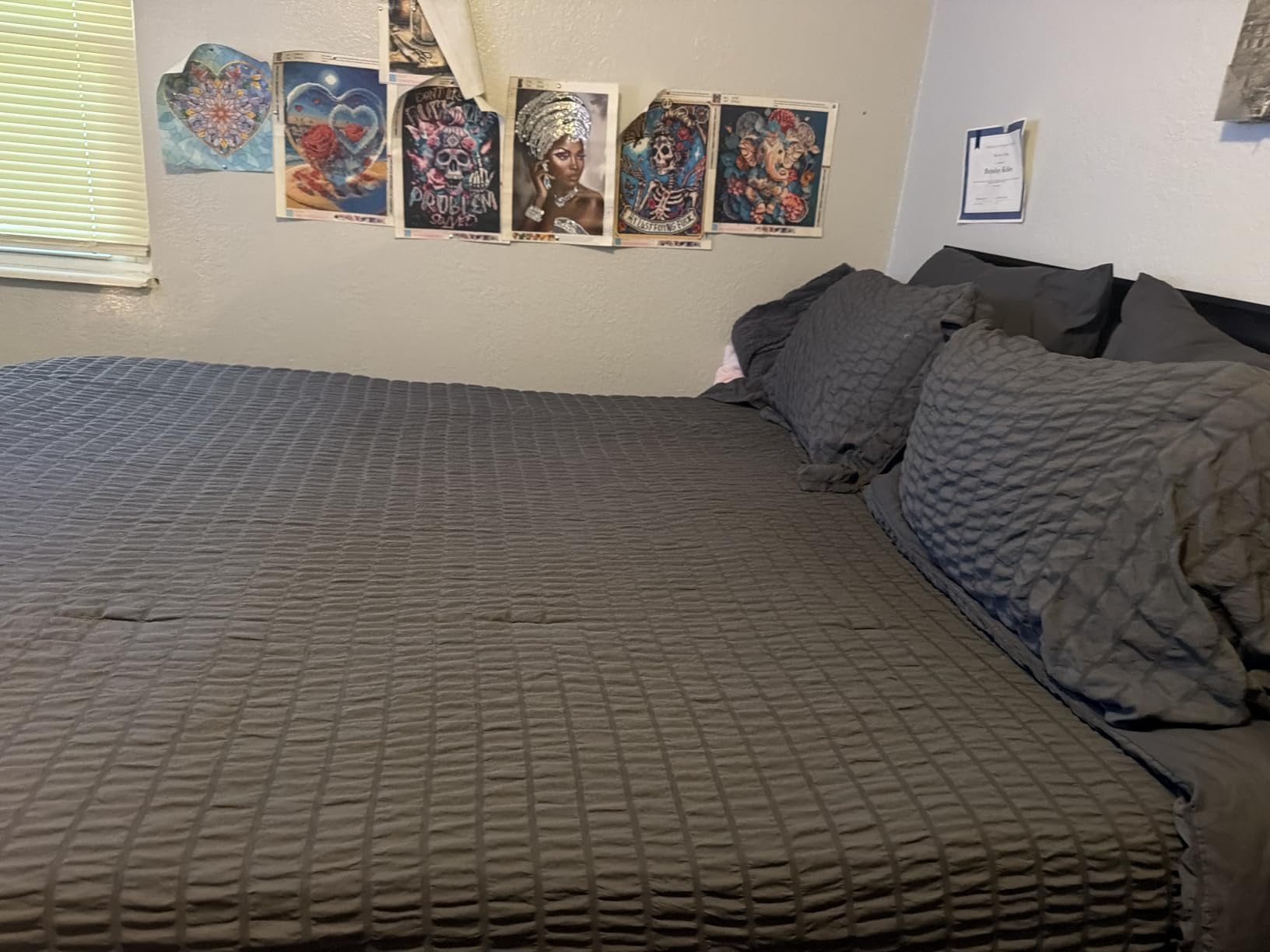 HEVUMYI 7-Piece Queen Comforter Set, Dark Gray | Reversible, All-Season, Soft, 7 Piece Set, All-Season Reversible Bed in a Bag, Flat Sheet, Fitted Sheet, Pillowcases customer photo 1