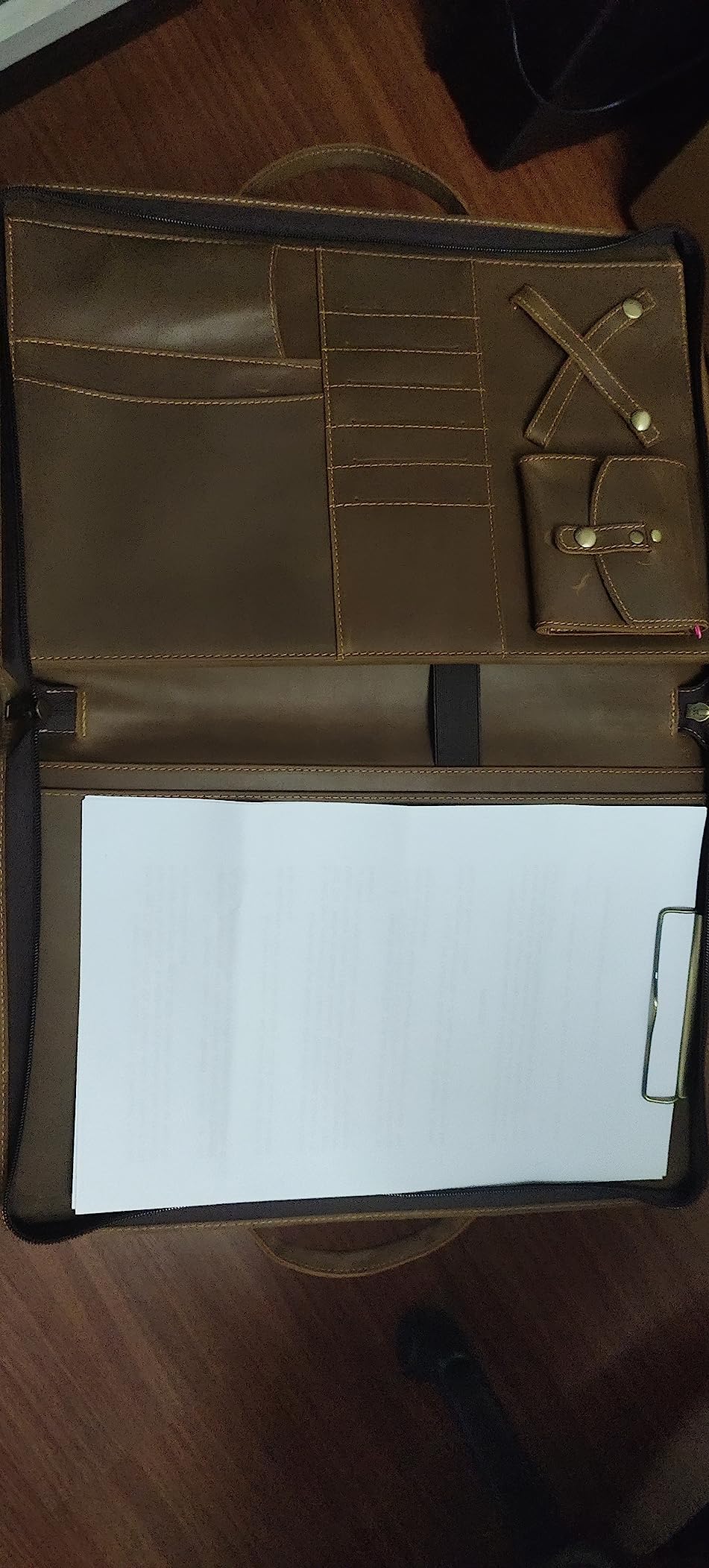 Oil Wax Leather Portfolio, Padfolio Organizer with Handle, Personalized Padfolio, Padfolio With Zipper for Men Women, Suitable for 15-inch Laptop Legal Pad Padfolio, Brown customer photo 2