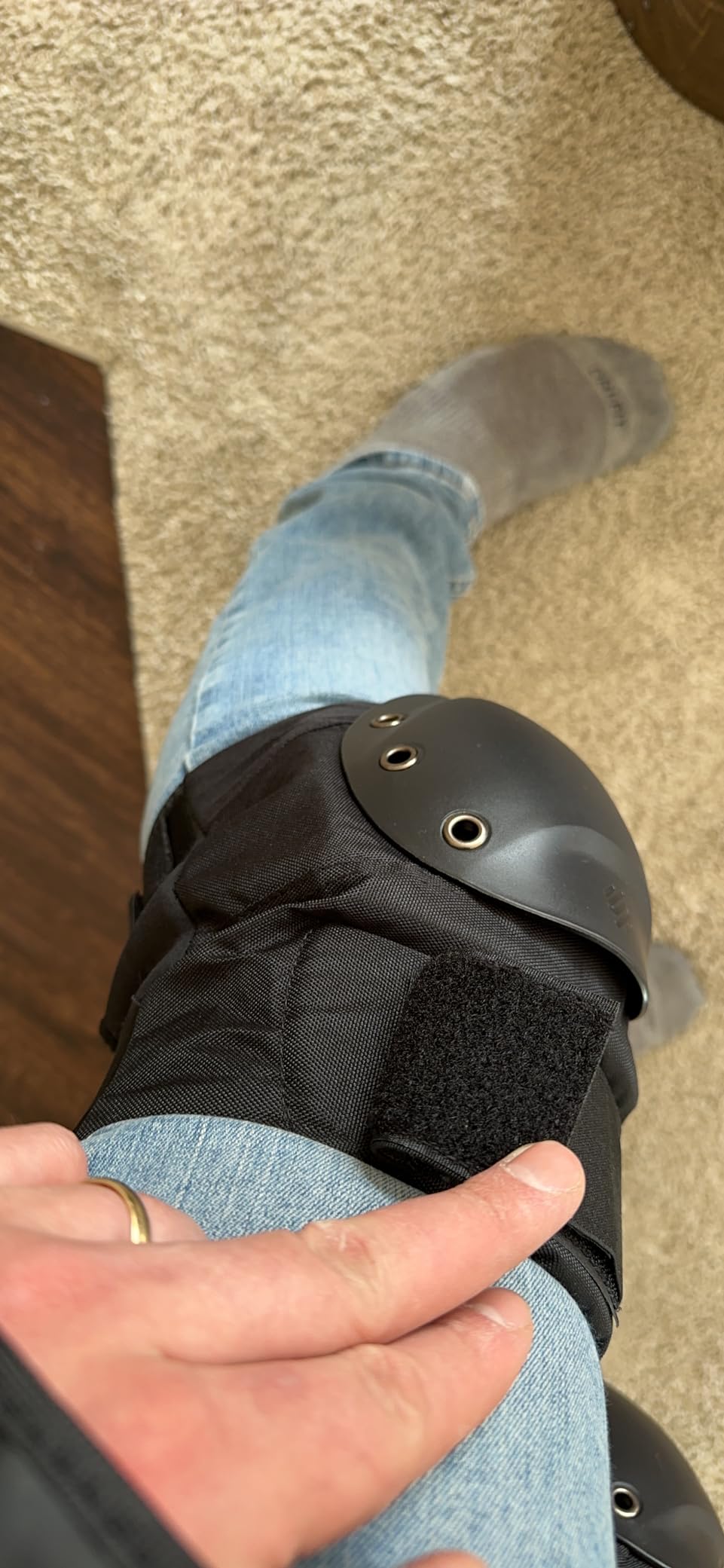SKATEWIZ Bike Knee Pads - Skateboard Safety Gear - Shield - Size M/L Orange - Skate & Skateboarding Wrist Guards for Skating Adult with Elbow Pads - Roller Skates, Inline Skates customer photo 1