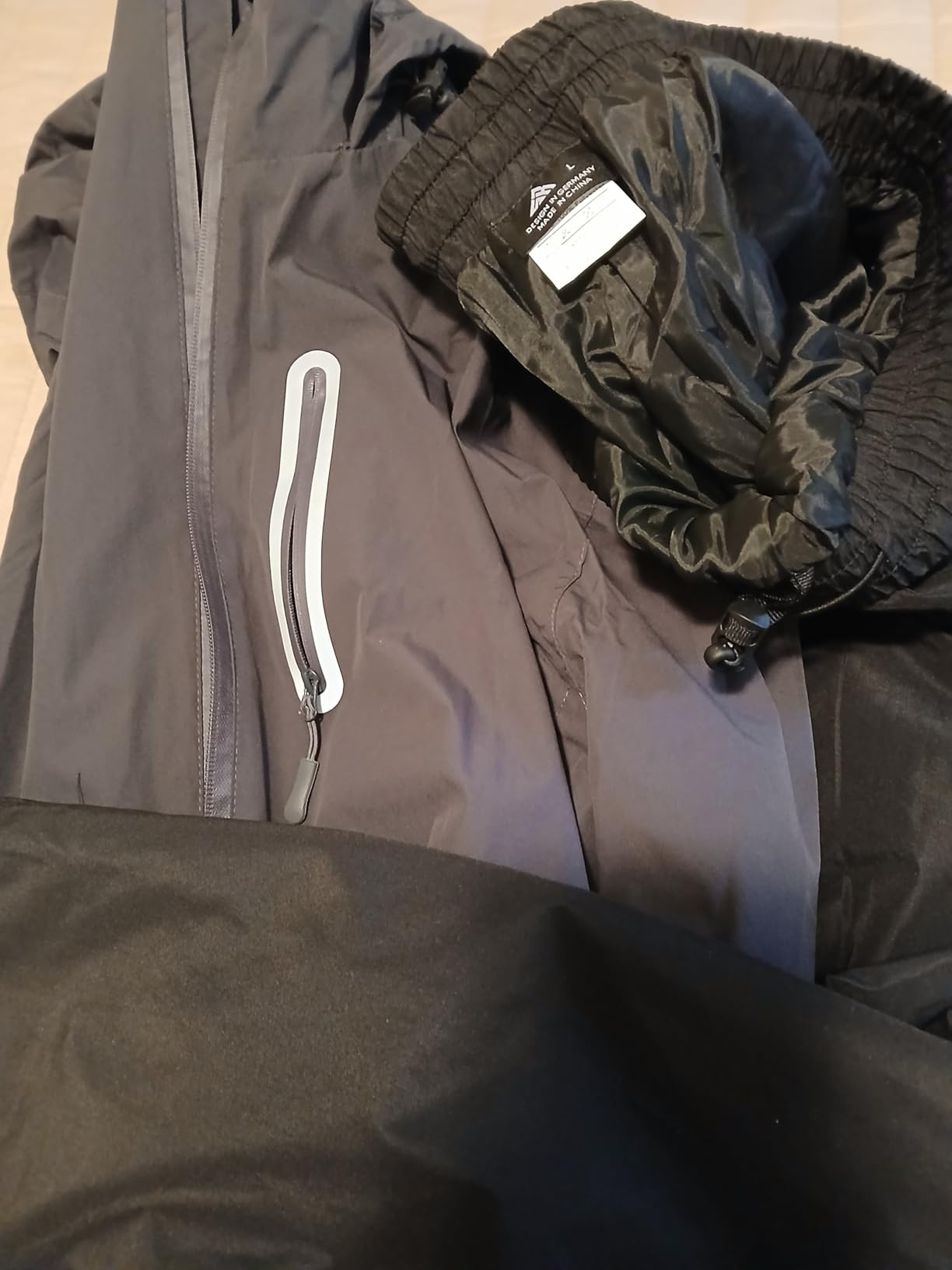 SWISSWELL Men's Waterproof Golf Rain Suit Rain Gear Jacket and Pants | Big & Tall S-5XL, Light to Moderate Rain, Durable Waterproof Coating, Sealed Seam, Breathable Mesh, Full Body Adjustable Fit customer photo 1