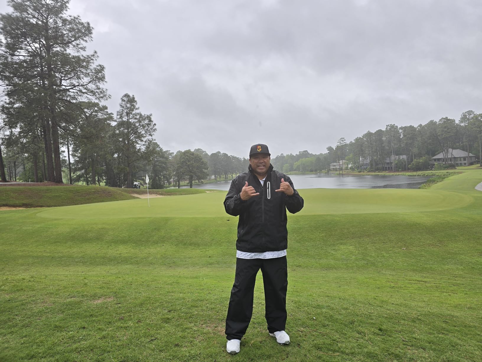 SWISSWELL Men's Waterproof Golf Rain Suit Rain Gear Jacket and Pants | Big & Tall S-5XL, Light to Moderate Rain, Durable Waterproof Coating, Sealed Seam, Breathable Mesh, Full Body Adjustable Fit customer photo 2