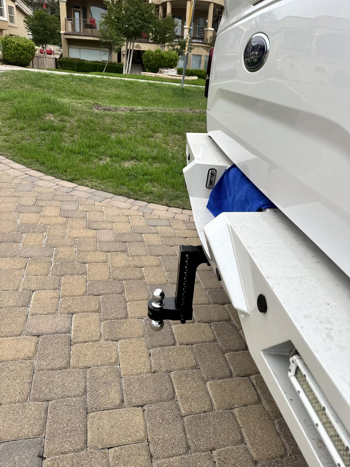 Rhino USA Adjustable Trailer Hitch (2in Receiver) - 6in Drop/Rise | 12,500lbs GTW, Heavy Duty Aluminum. Weatherproof Double Anti-Theft Locking Hitch Pins Included for Towing. Black customer photo 1