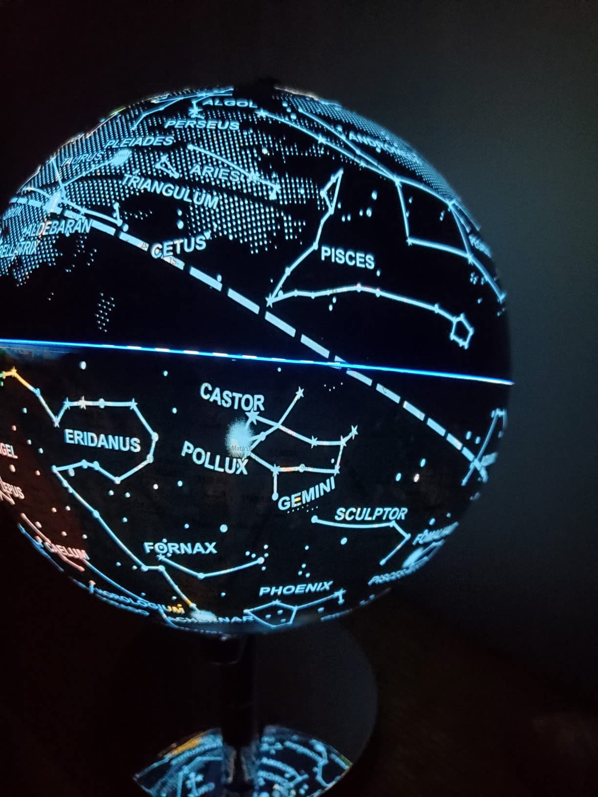 USA Toyz Illuminated Globe for Kids Learning- 3-in-1 STEM Globes of the World with Stand, Constellation Map, Built-in LED Night Light Desk Globe Lamp, Non-Tip Metal Base, 9.75