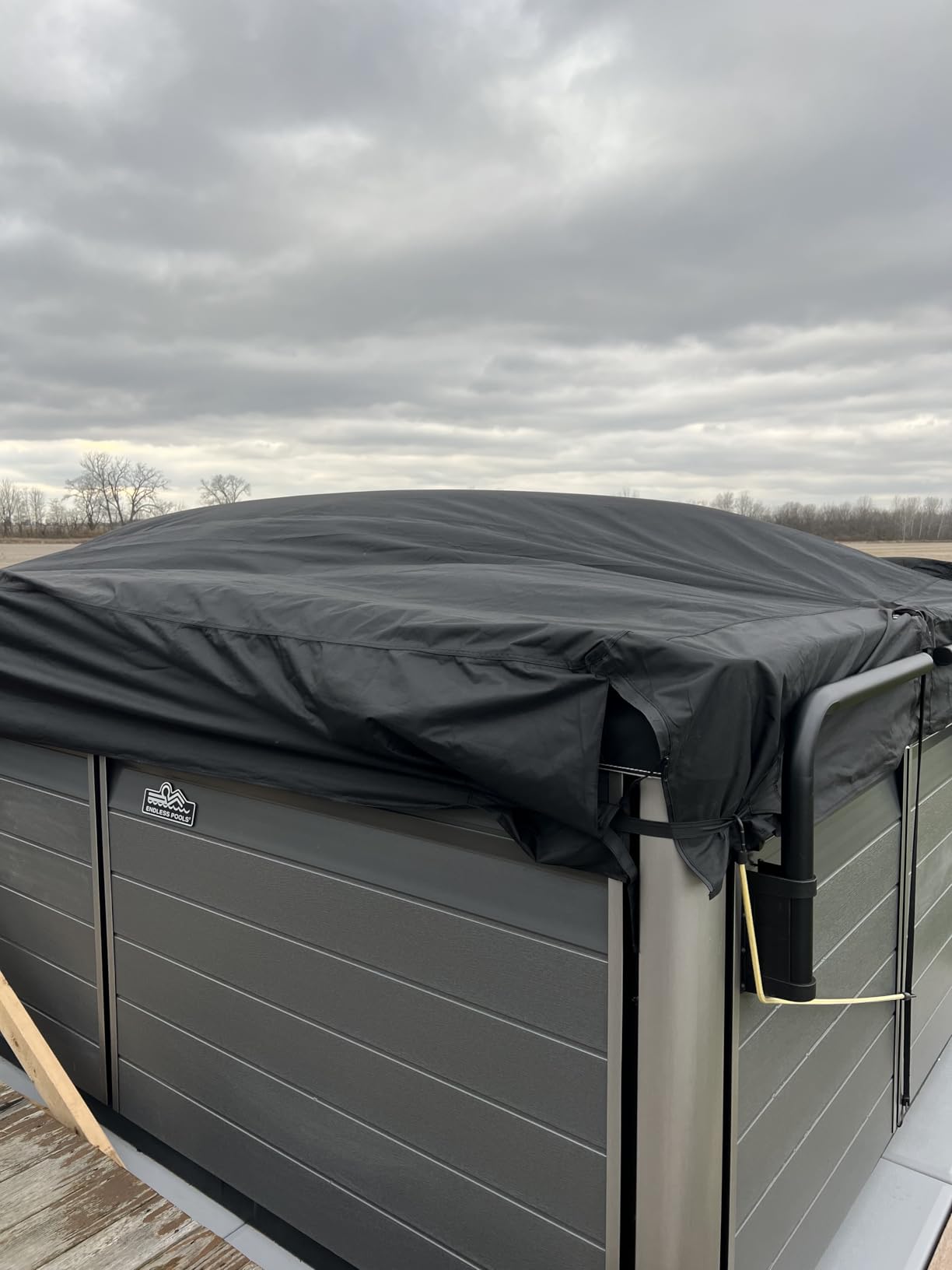 iBirdie Outdoor Waterproof Hot Tub SPA Cover 85 x 85 inch 7 x 7 ft | Black, Fit 84 x 84, 83 x 83, 600D, Heavy Duty, Weatherproof, Square, Protectors Cap customer photo 1