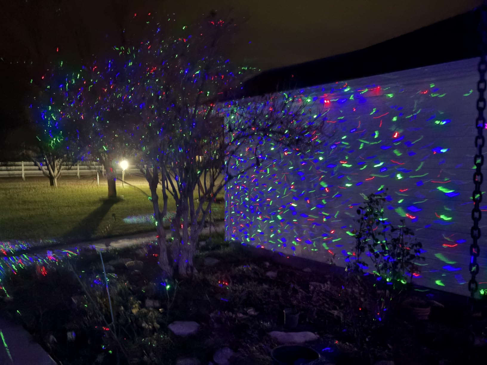 Laser Christmas Projector Lights Outdoor, Firefly Light Show for Trees | 3 Colors, RF Remote, Waterproof, Indoor Holiday Halloween Decoration customer photo 1