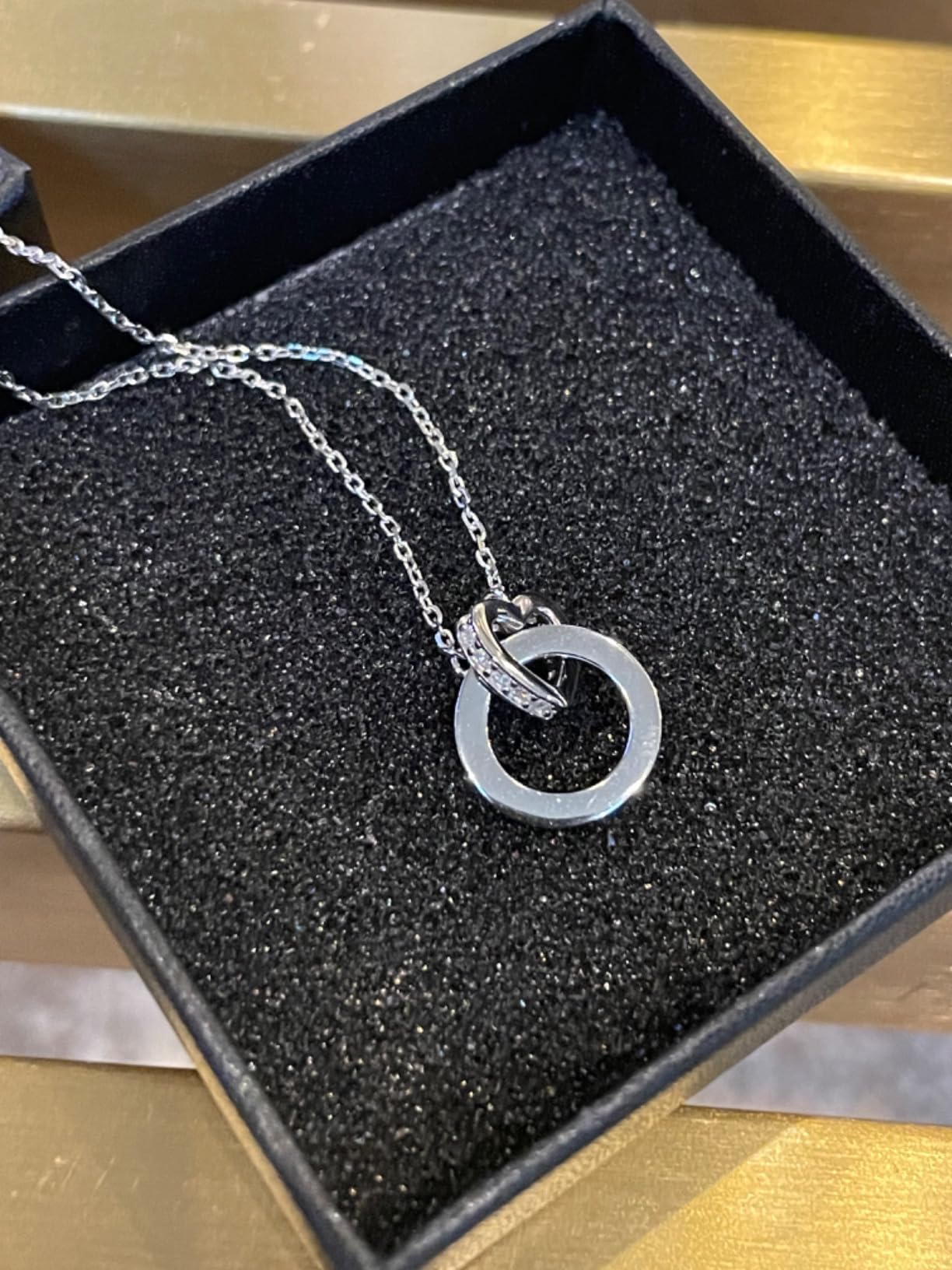 Gold Circle Pendant Necklace for Women 14K Gold Filled Twisted Circle Chain Necklace Hypoallergenic Non Tarnish Simple Gold Pendant Necklaces, Trendy Everyday & Layering Jewelry Gift customer photo 1