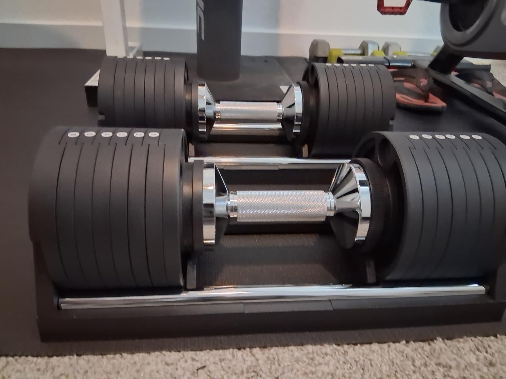 Snode AD80 Drop-proof Cast Iron Adjustable Dumbbells 80LBs | Knurled Chrome Handle, Fast Adjust, Compact Design, Durable Cast Iron Plates and Cradle, Heavy Weights Dumbbells Set for Home Gym customer photo 2