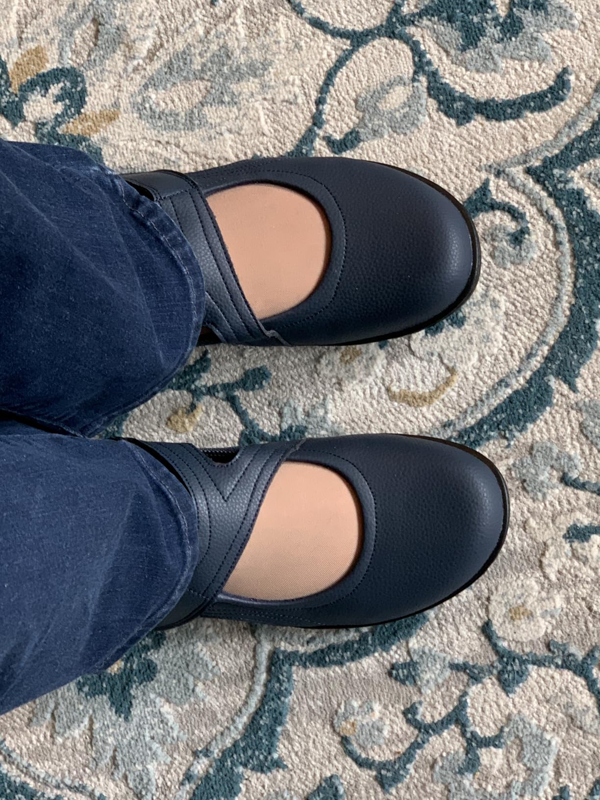 Oviaric Women's Classic Comfort Mary Jane Flats Fashion Casual Dress Shoes Cute Closed Toe Slip On Lightweight Breathable Walking Shoes customer photo 1