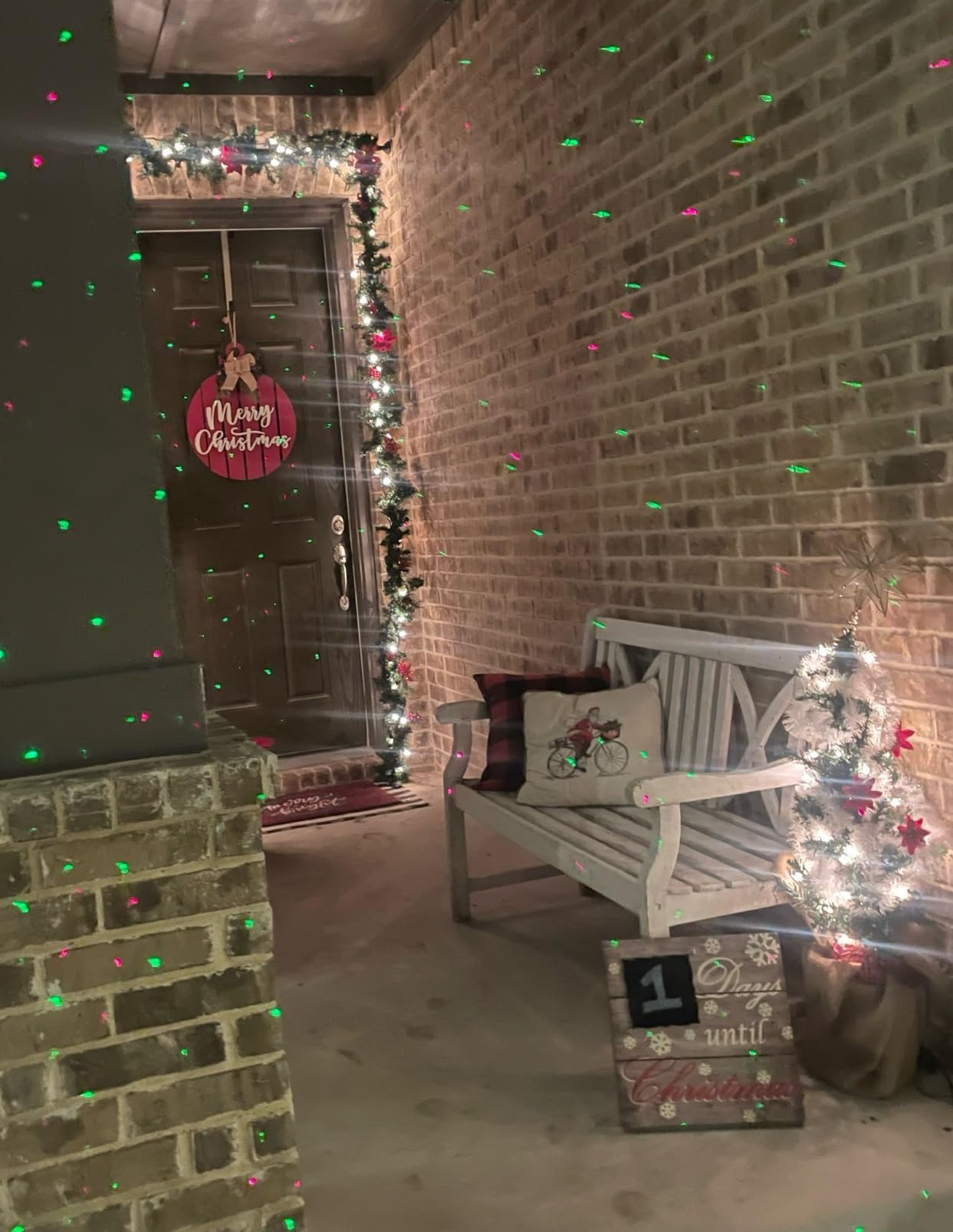 Star Shower Ultra 9 Outdoor Laser Light Show with Remote, AS SEEN ON TV, 9 Unique Patterns, 3 Color Combinations, Motion or Still, Up to 3200 Sq Ft customer photo 1