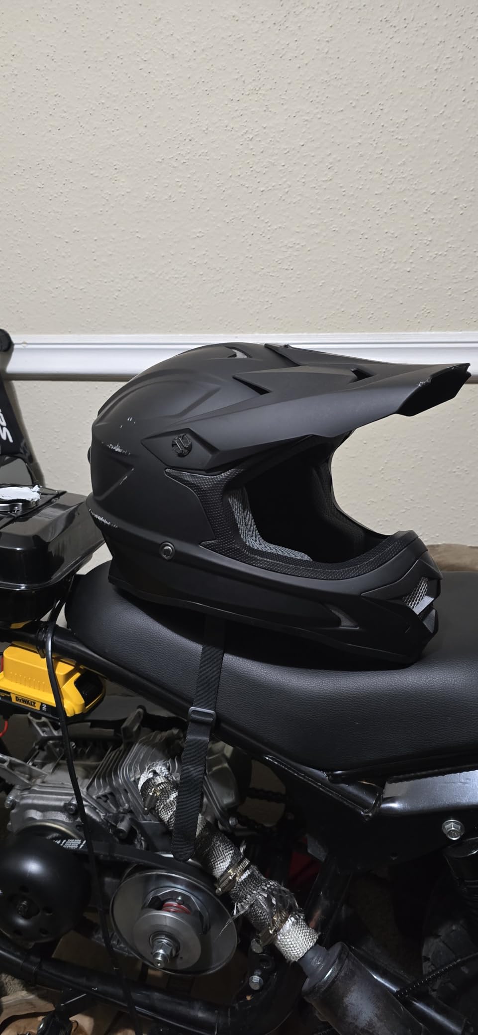OUMURS Adult ATV Dirt Bike Helmet with Goggles Gloves & Mask Quick Release Buckle Adjustable Sun Visor Motorcycle Adult Helmet Off-Road Motocross Downhill Moped MX for Unisex-Adult customer photo 2