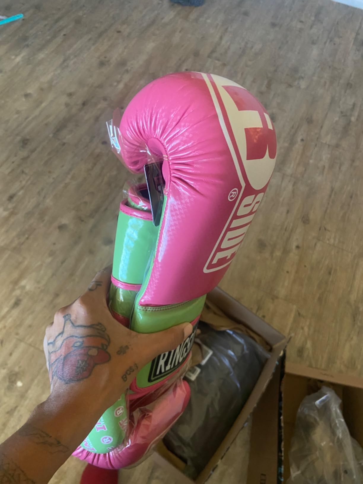 Ringside Apex Flash Sparring Gloves, IMF-Tech Boxing Gloves with Secure Wrist Support, Synthetic Boxing Gloves for Men and Women customer photo 2
