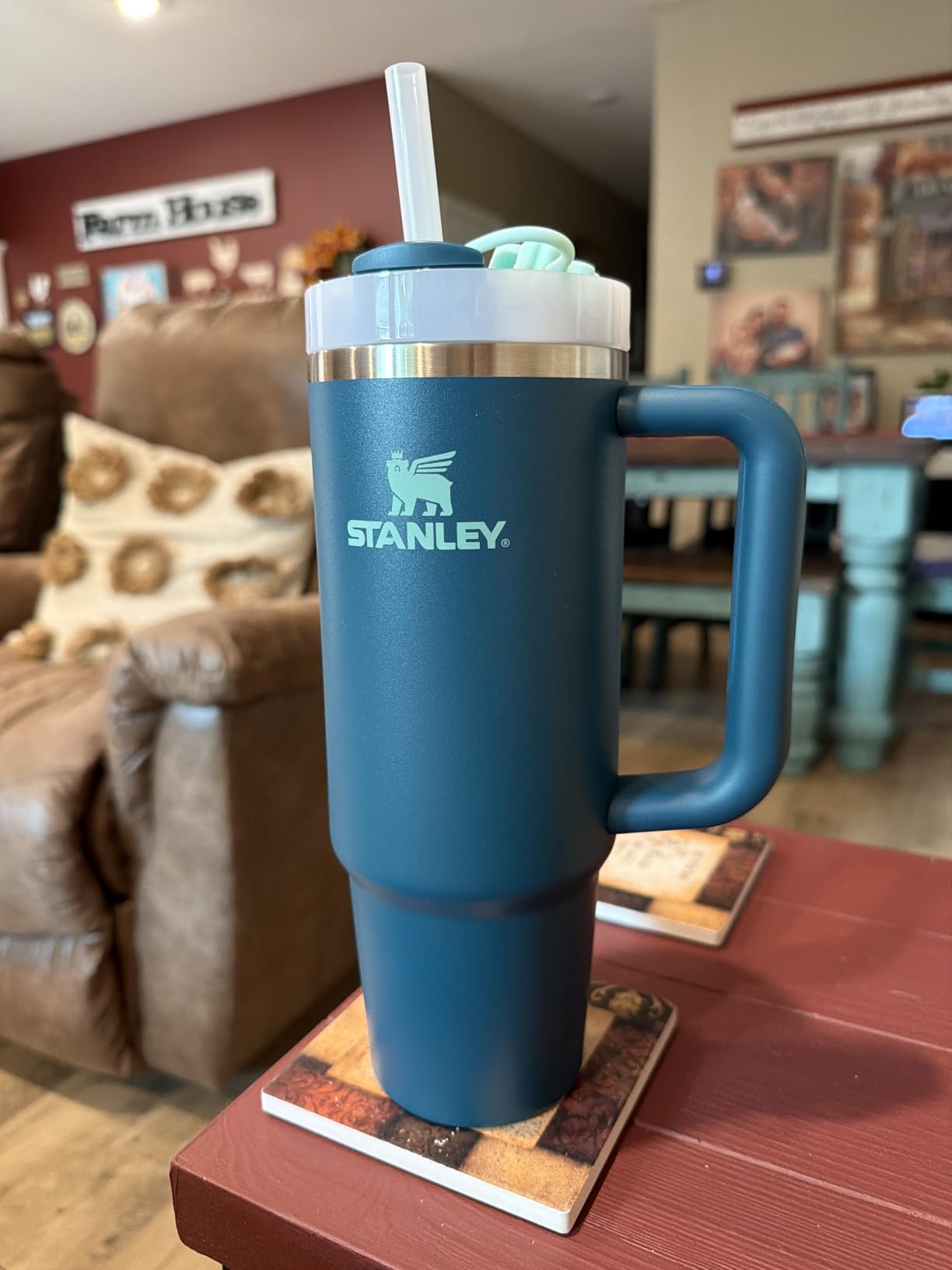 STANLEY Quencher H2.0 Flow State Tumbler, 40 oz, Black 2.0 | Handle and Straw | 3-Position Lid | Cup Holder Compatible for Travel | Insulated Stainless Steel Cup | BPA-Free customer photo 1