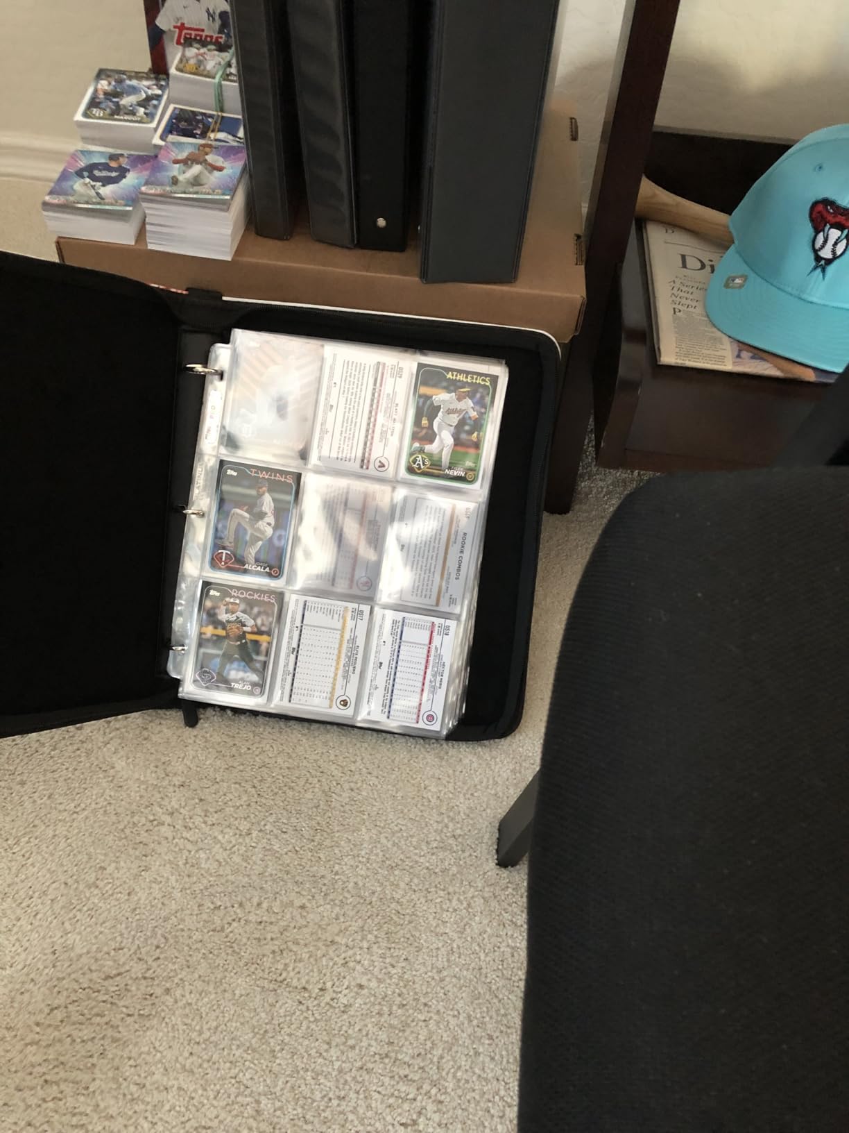 RONMONG Baseball Card Binder, 990 Pockets, Protective Trading Card Album | Double Sided Sleeves for 2026 Basketball Cards, Sports Card Storage and Display, Great Gift for Collectors, Boys and Fans customer photo 1