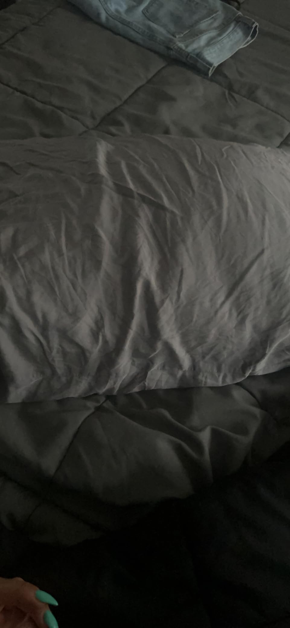 Bedsure Zipper Pillow Cases Queen Size from Rayon Derived from Bamboo | Cooling Pillowcase for Hot Sleepers, Soft & PureWoven Pillow Covers, Gift, Grey, 20x30 Inches customer photo 1