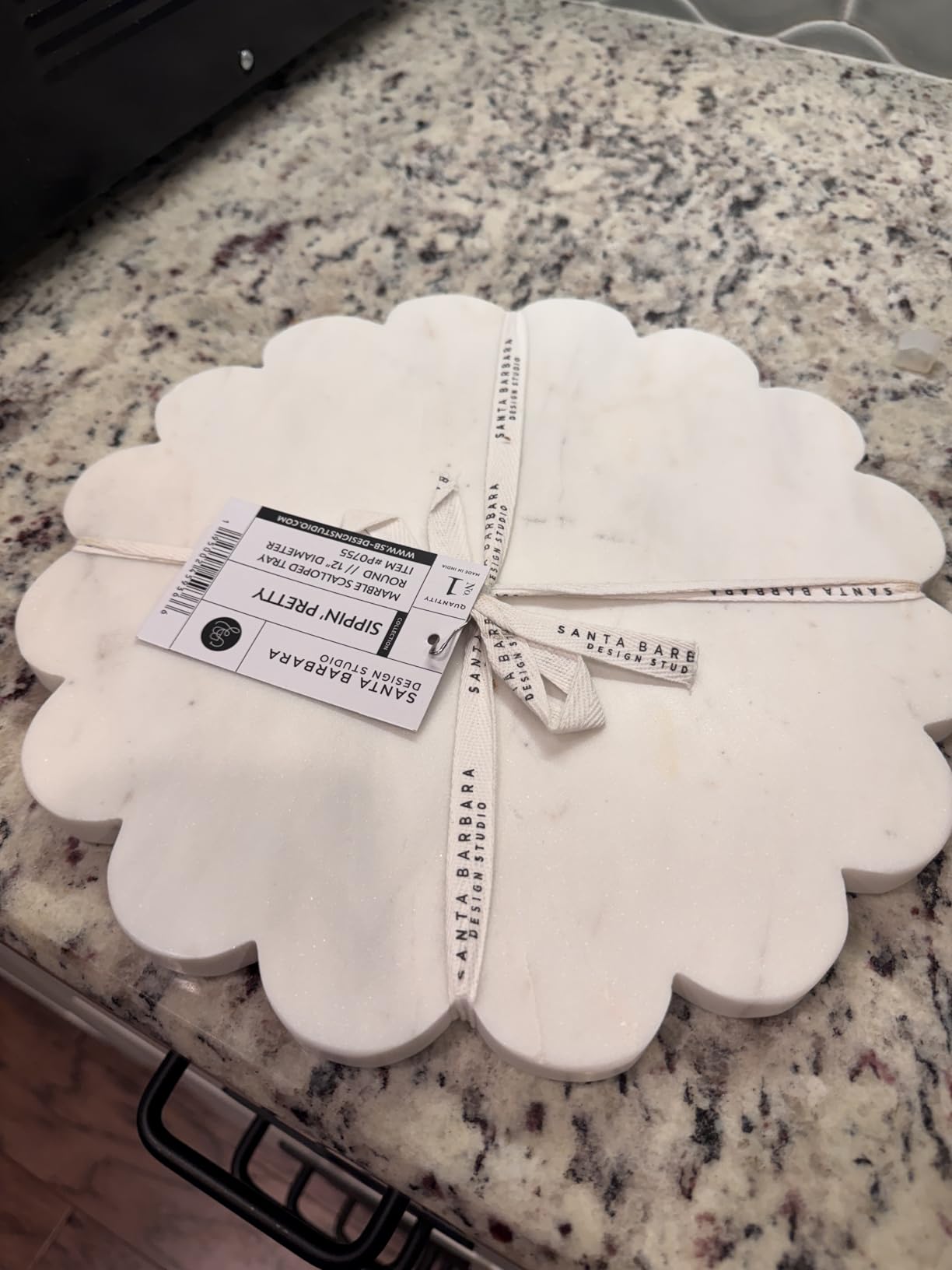 Santa Barbara Design Studio Marble Charcuterie Boards Cheese Board Round Scalloped Cutting Board, 12 inch Diameter, White customer photo 1