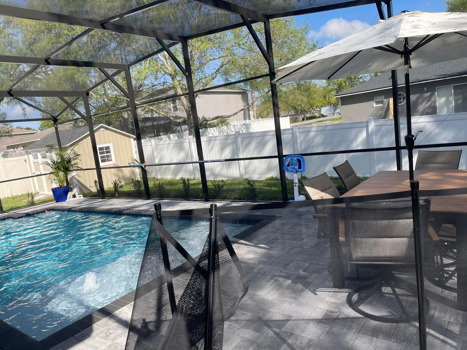 Simple Deluxe 9FT Outdoor Patio Umbrella Table Market Umbrella with Push Button Tilt and Crank, 8 Sturdy Ribs, UV Protection Waterproof for Garden, Lawn, Deck, Backyard, Pool, Creamy White customer photo 2
