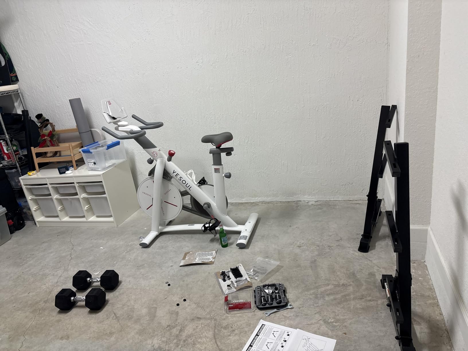 YESOUL Exercise Bike, Magnetic Stationary Bike for Home with App Training | Smart Bluetooth Tracking, Quiet Magnetic Resistance, Tablet Mount and 350 lb Capacity for Home Gym Cycling Workouts customer photo 2