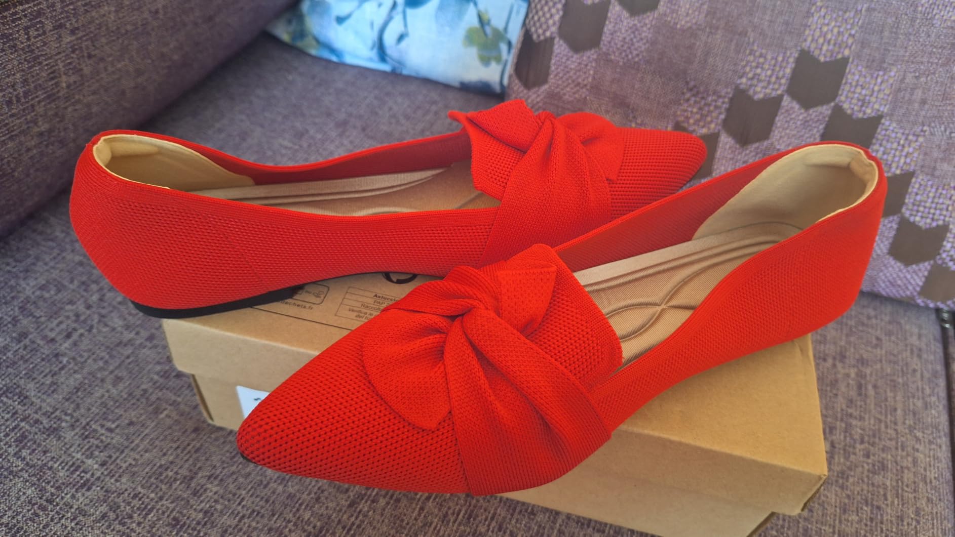 HIULYCENCE Flats for Women Pointed Toe Ballet Flats customer photo 2