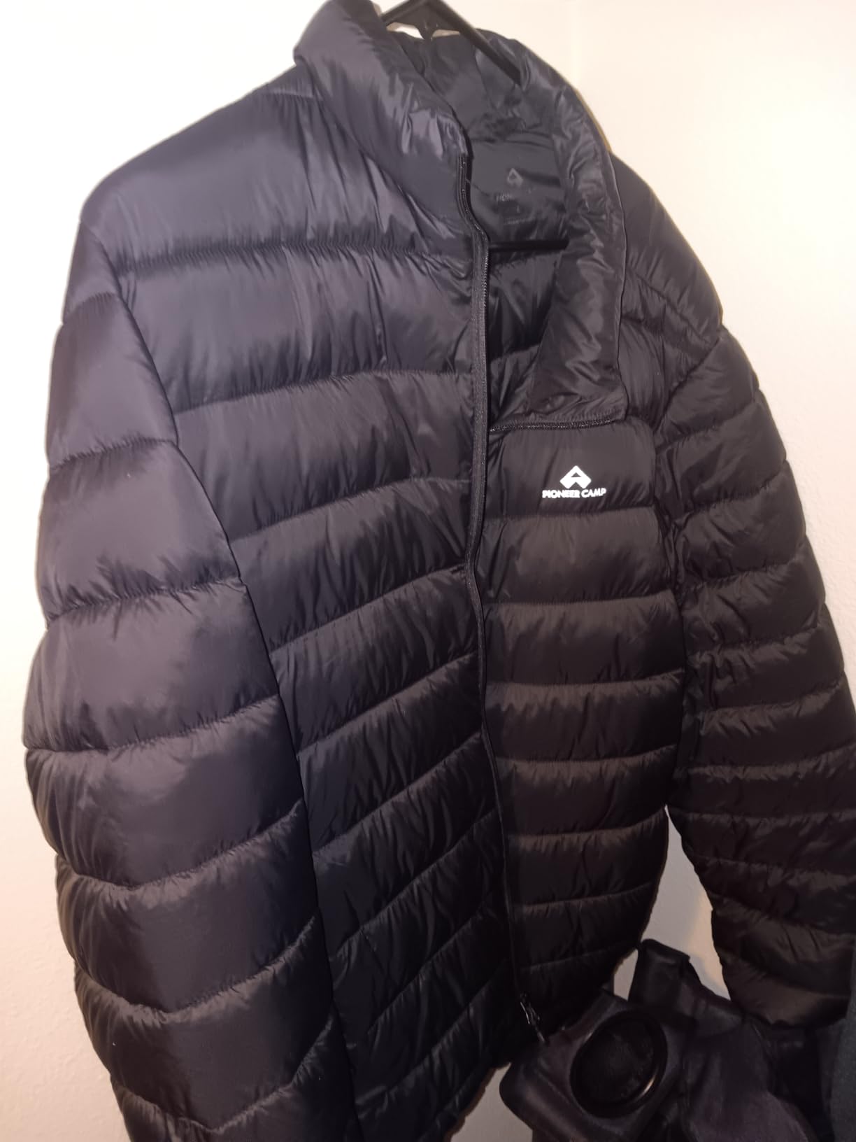 Pioneer Camp Mens Lightweight Packable Puffer Jacket Winter Insulated Puffy Coat Water Repellent Warm Quilted Jackets Travel customer photo 2
