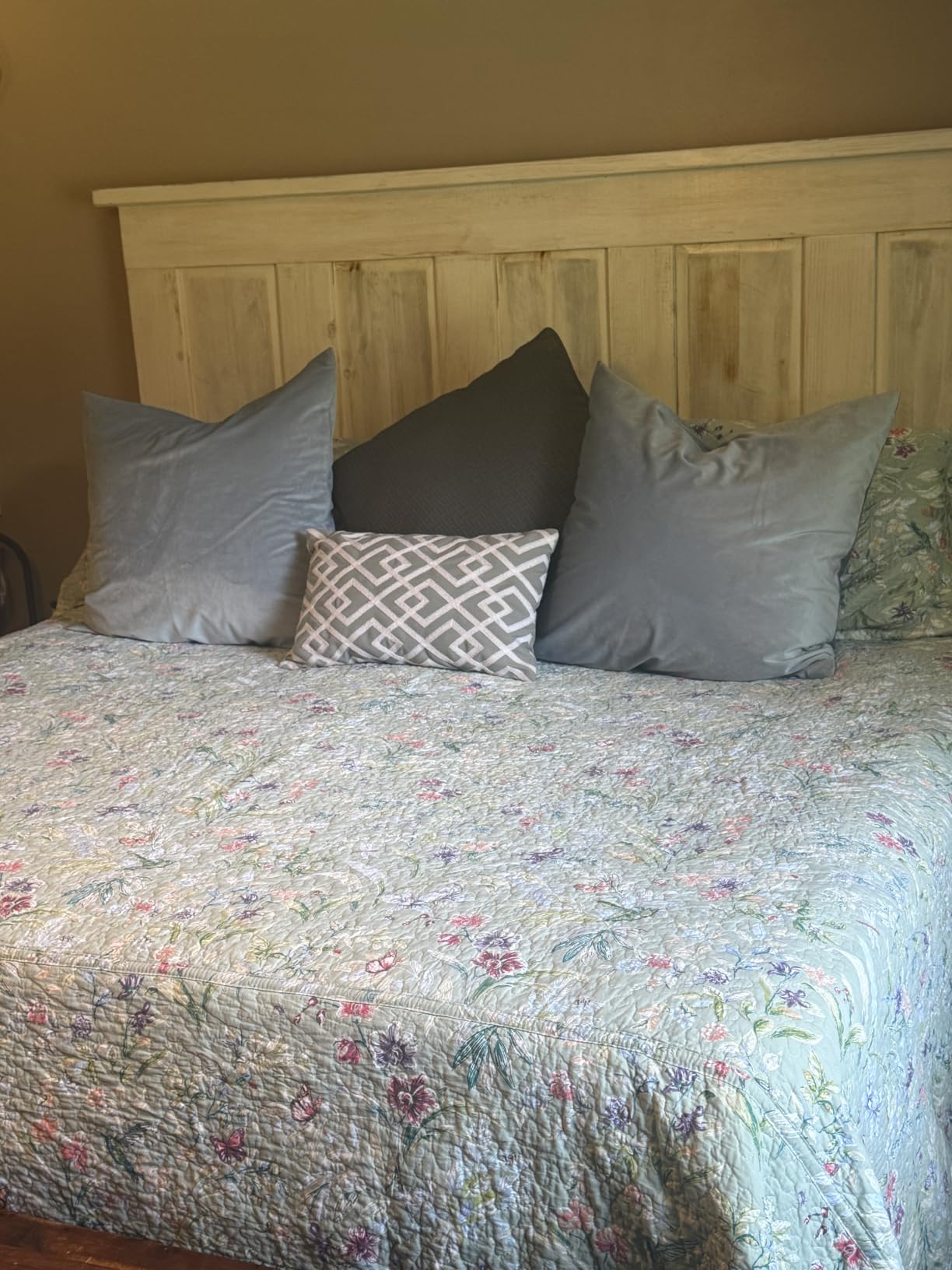 Sanracie 100% Cotton Quilt Queen Size(90