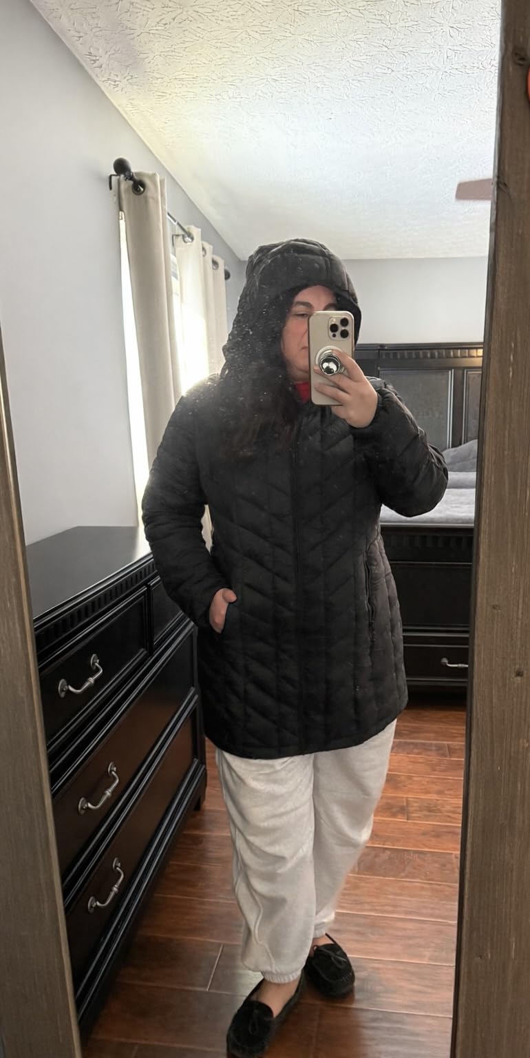 ZMC Women's Packable Lightweight Puffer Jacket with Hood, Mid-Length Quilted Winter Coat with Zipper Pockets customer photo 2