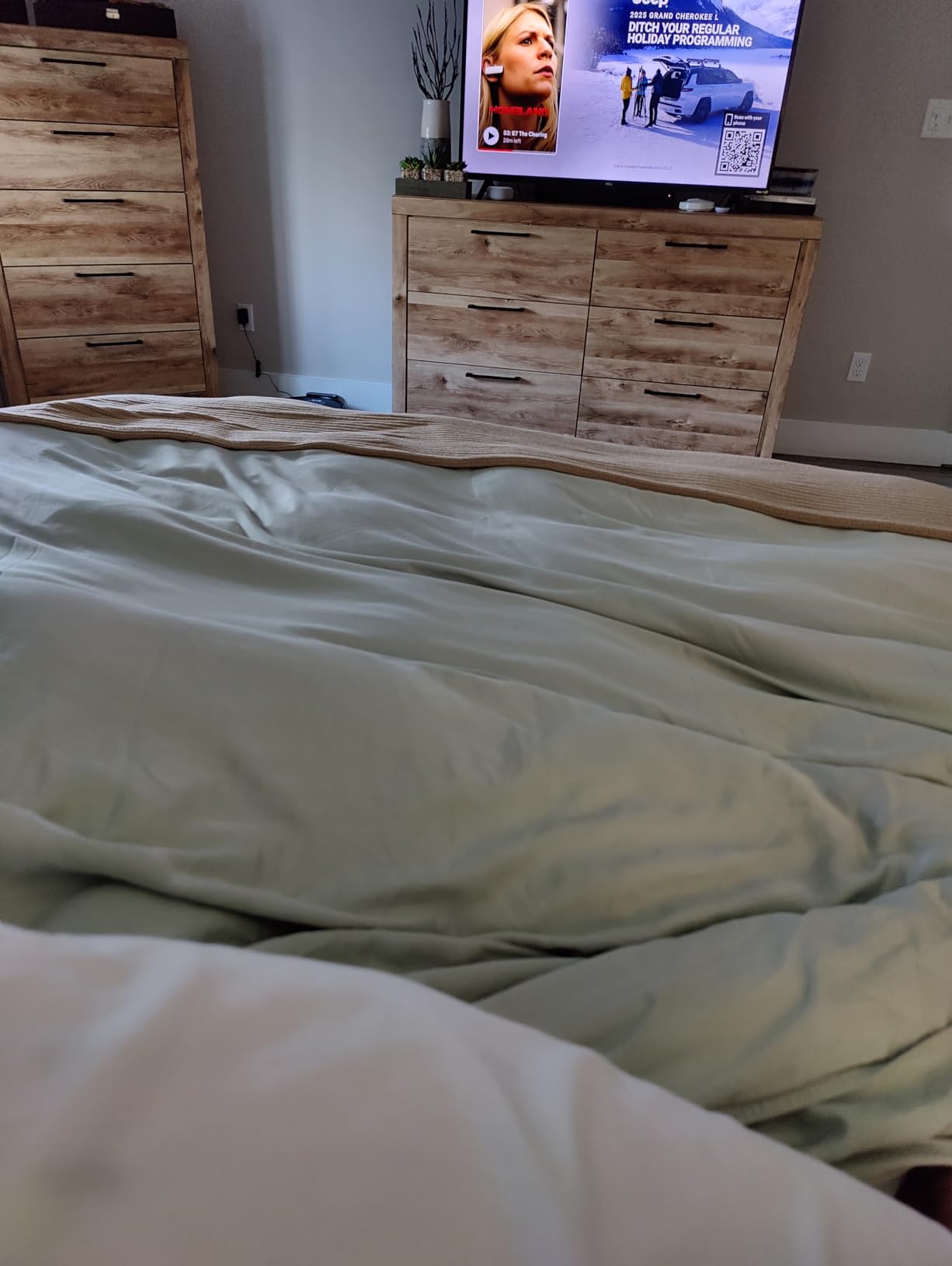 100% Viscose Derived from Bamboo Duvet Cover Set Queen Size, 3 PC | Luxury Breathable Duvet Cover for Hot Sleepers, Buttery Soft Comforter Cover & 2 PC Queen Pillowcases, Moss customer photo 1