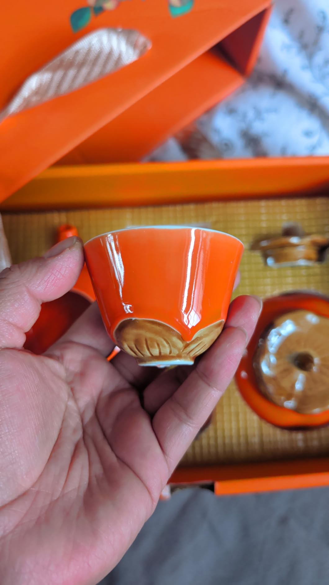 Portable Gongfu Ceramic Tea Set - Beautiful Persimmon-Shaped Chinese Tea Set with Teapot, Tea Can & 2 Cups, Gift Boxed customer photo 2