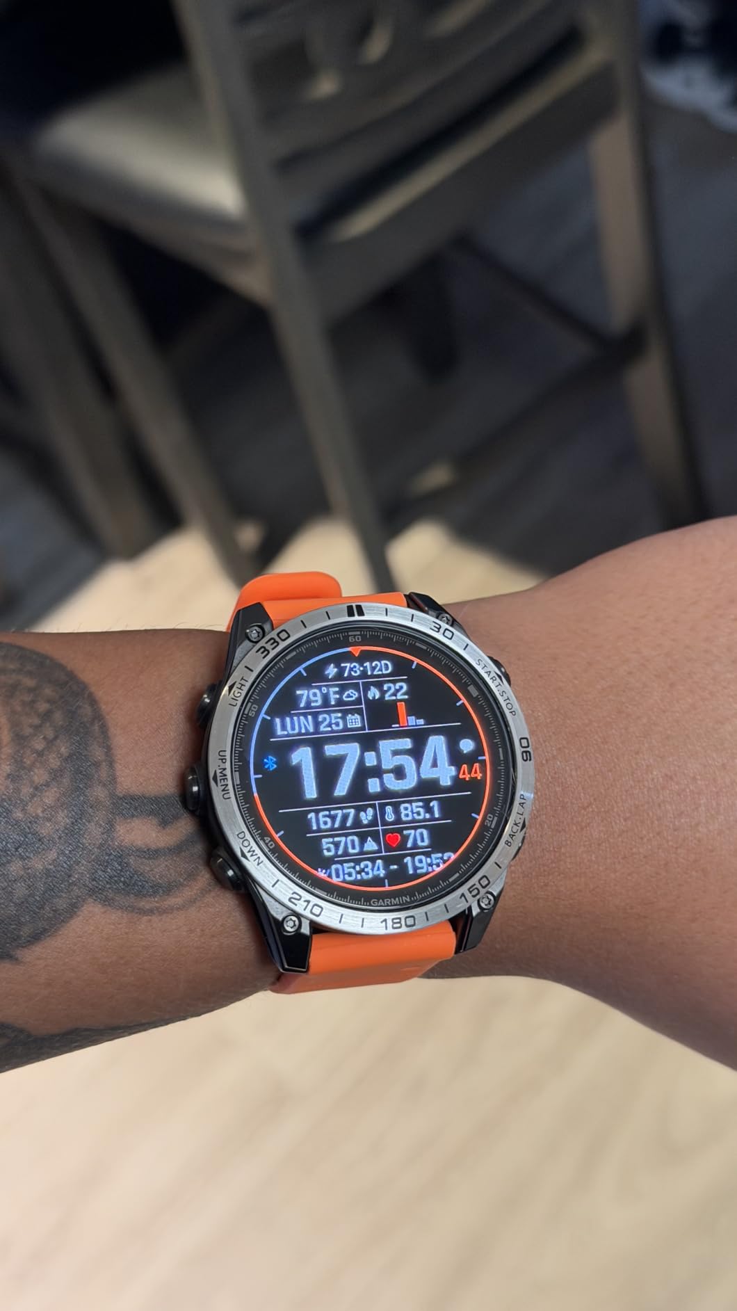 Garmin fēnix 8, 47mm, AMOLED, Premium Multisport GPS Smartwatch, Long-Lasting Battery Life, Dive-Rated, Built-in LED Flashlight, Slate Gray with Black Band customer photo 1