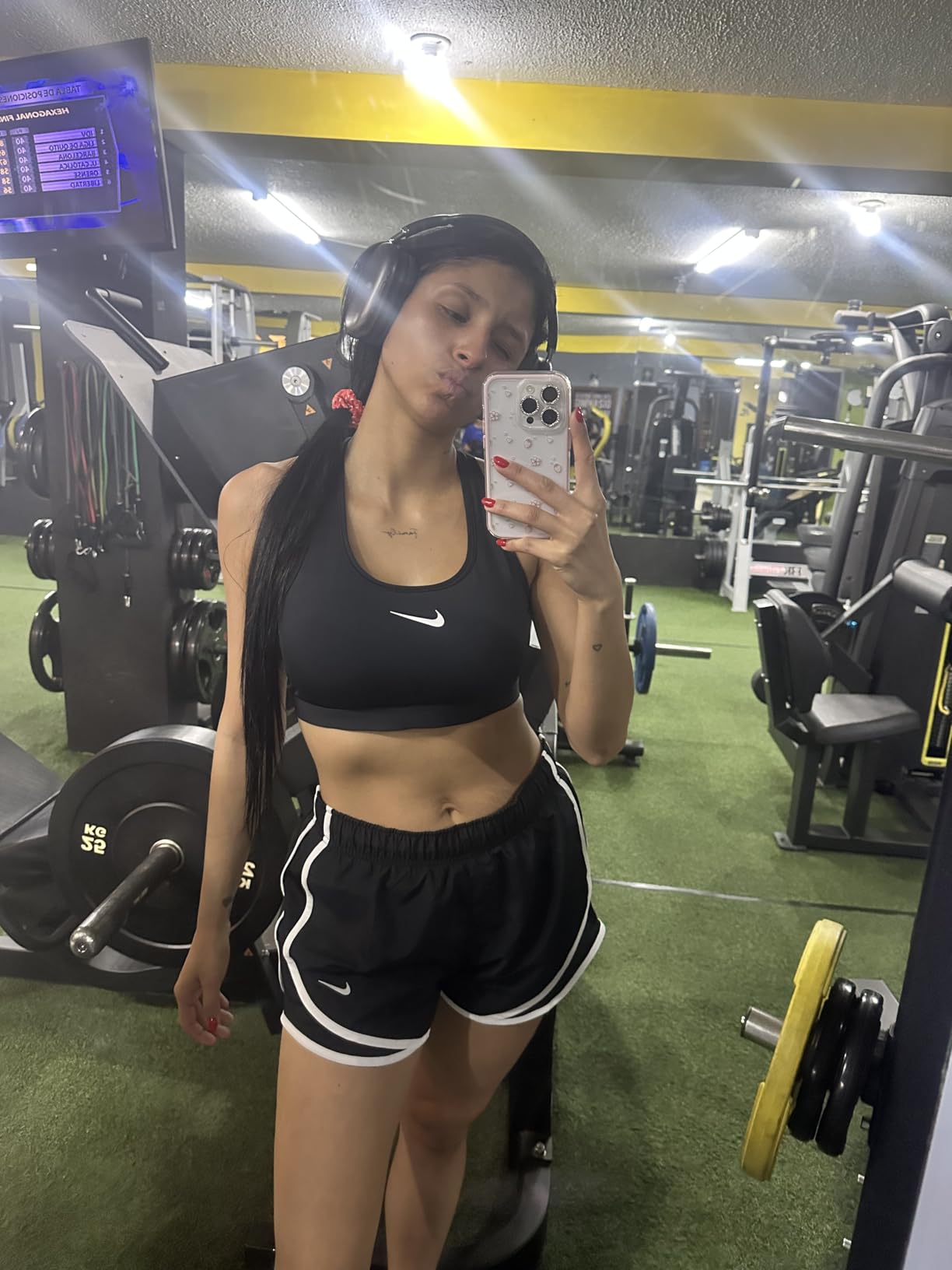 Nike Women's Swoosh Sports Bra (Medium Support) customer photo 1