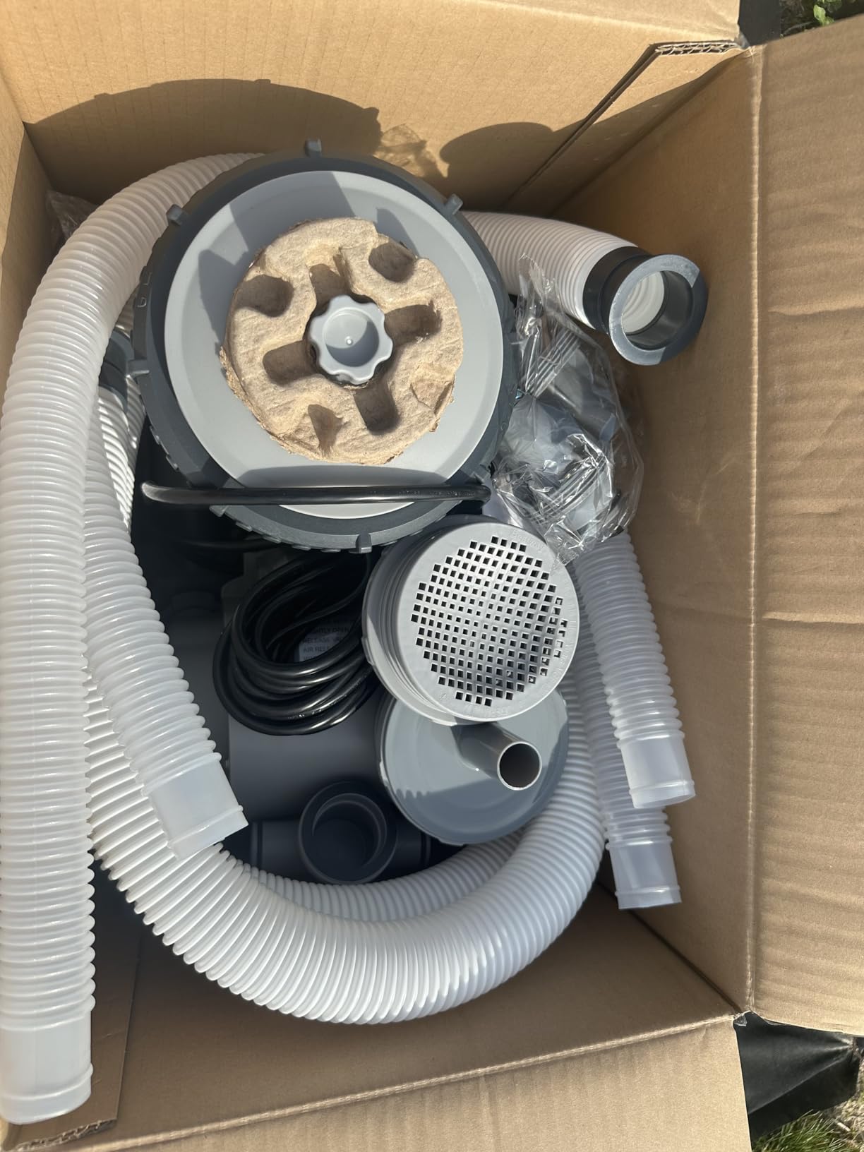 Bestway 2,500 GPH Above Ground Swimming Pool Cartridge Filter Pump customer photo 2