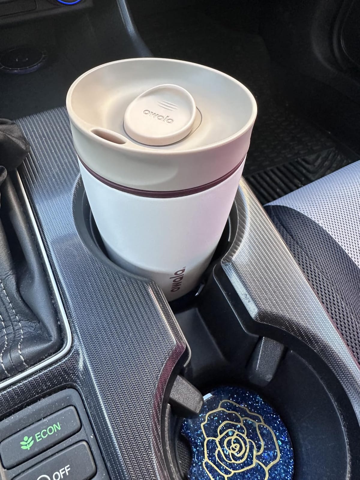 Owala SmoothSip Slider Insulated Stainless Steel Coffee Tumbler, Reusable Iced Coffee Cup, Hot Coffee Travel Mug, BPA Free 20 oz, Grey/Blue (High Dive) customer photo 2