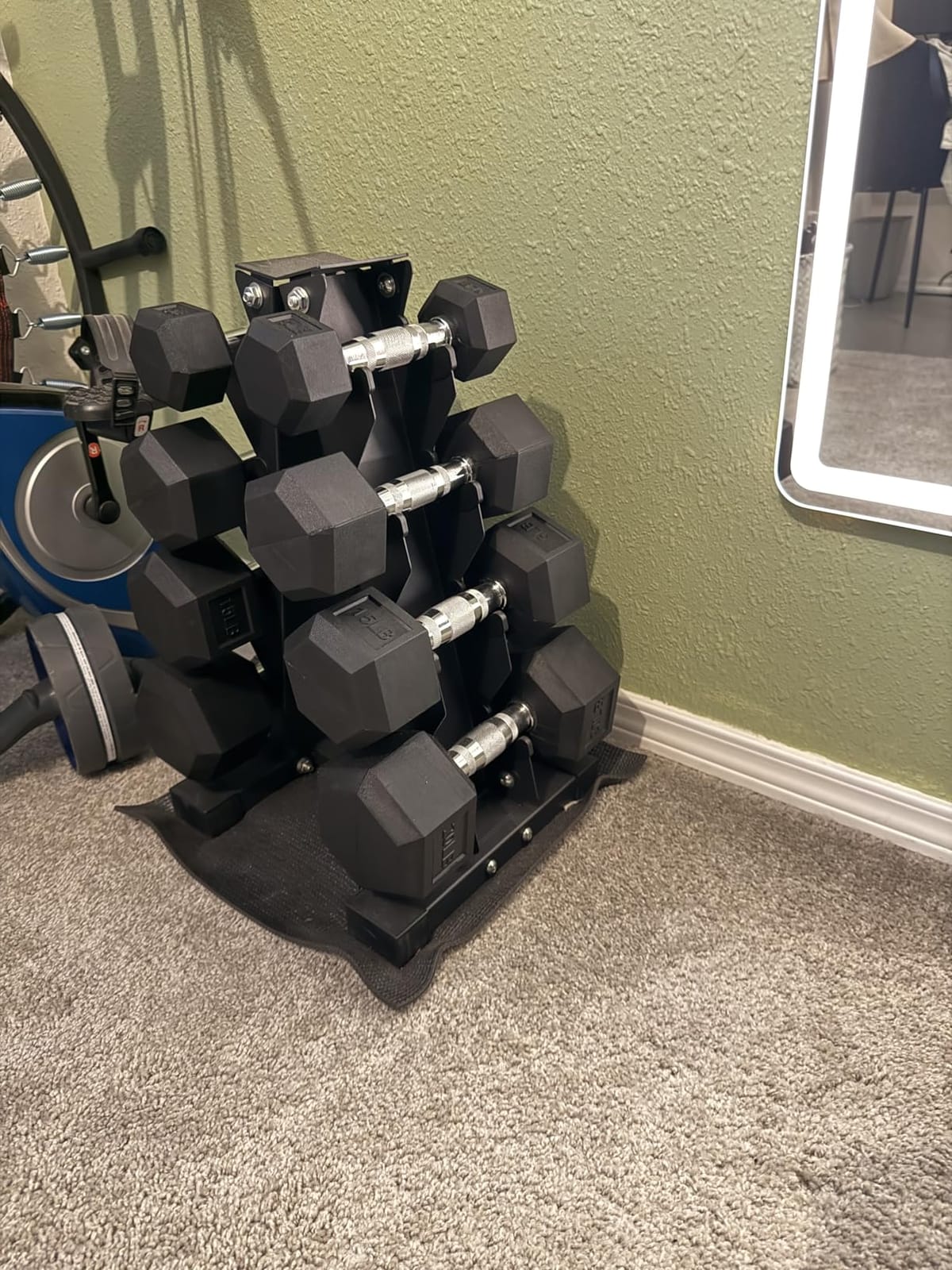 BalanceFrom Rubber Coated Hex Dumbbell Weight Set with Storage Rack, 100LB or 150LB or 200LB Set, 5-20 lbs or 5-25 lbs or 10-30 lbs Pairs customer photo 2