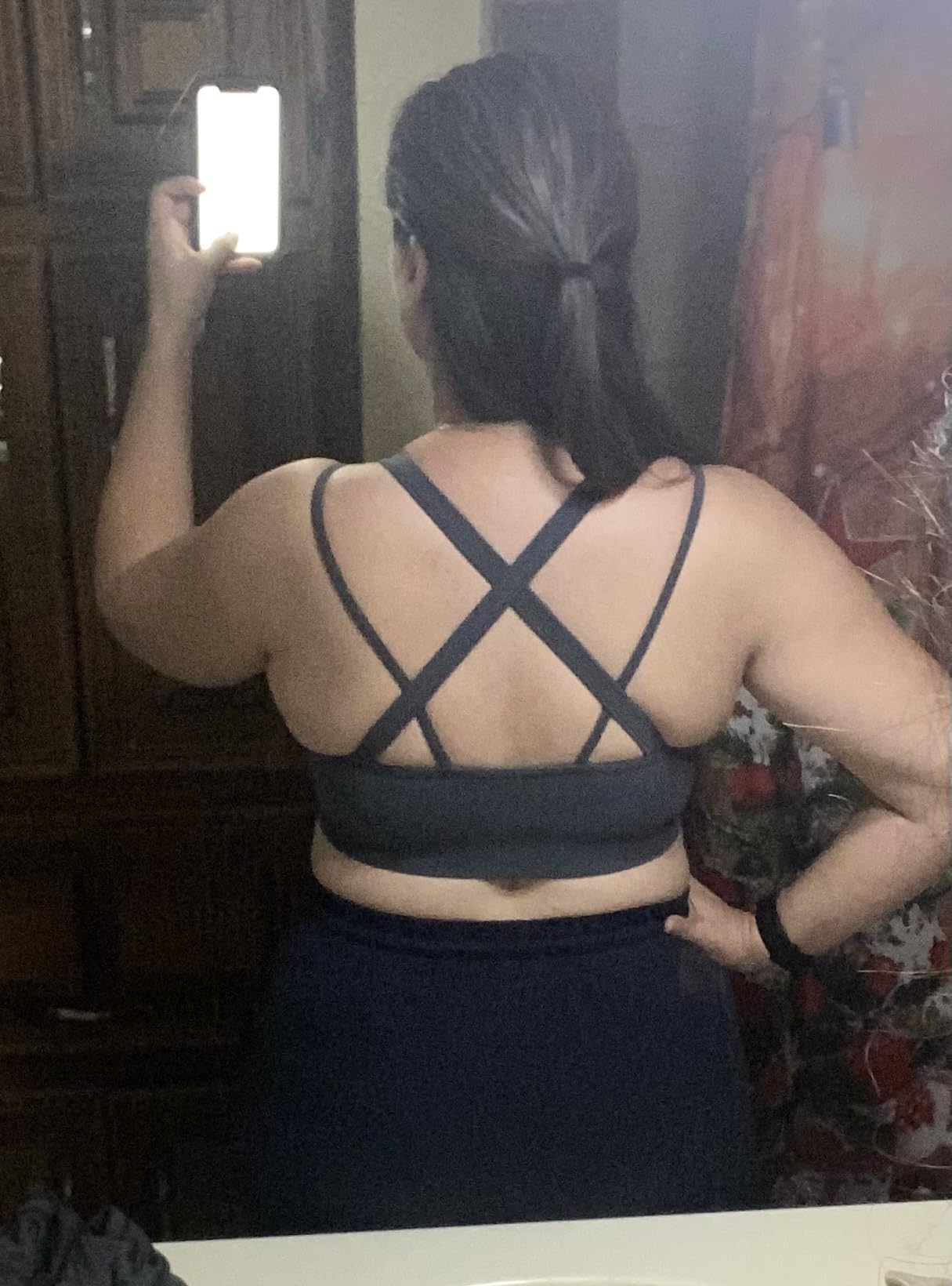 Sports Bras for Women High Support, Criss-Cross Back Padded Strappy High Impact Sports Bras for Women Large Bust customer photo 2